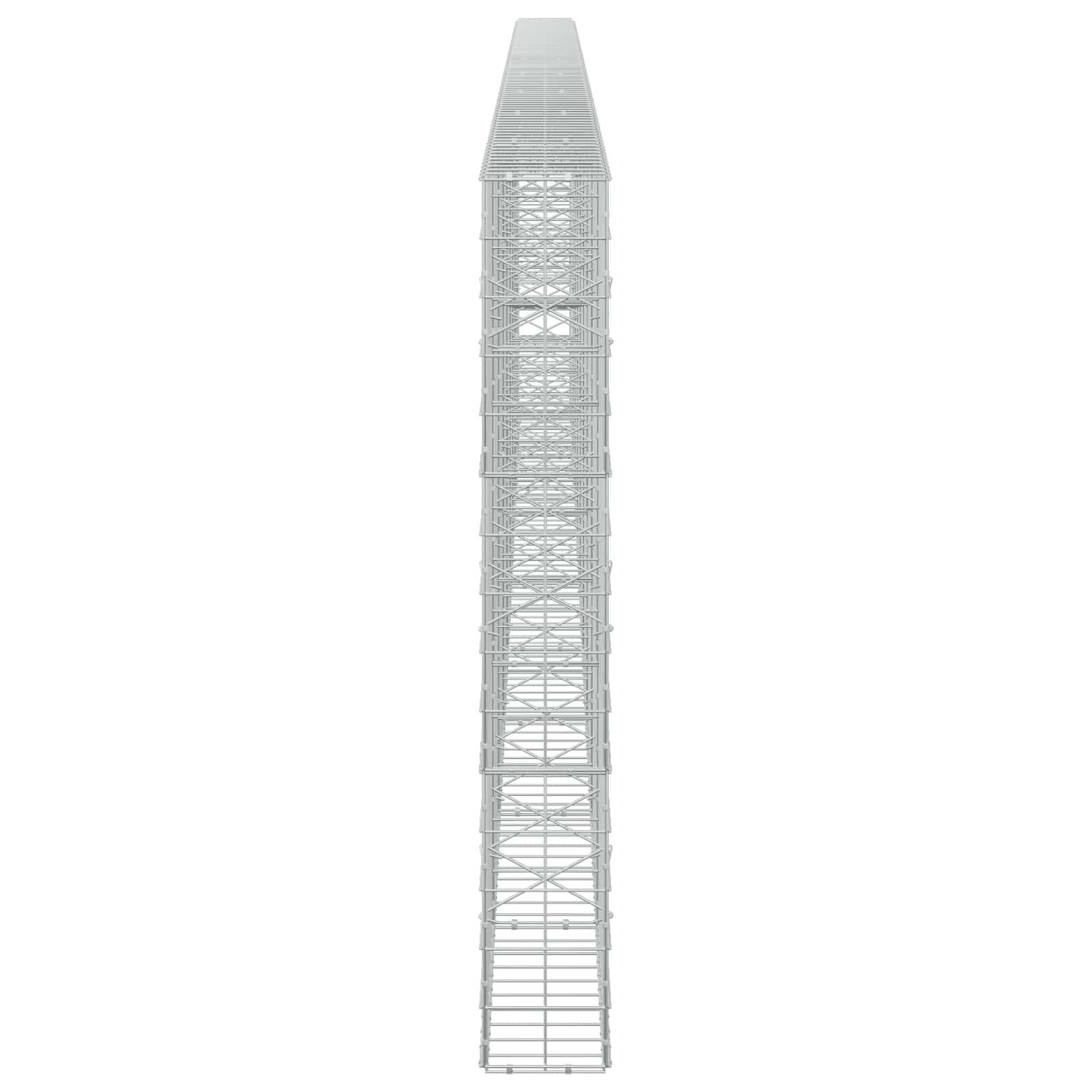 Hohe graue Gitterturmstruktur mit sich verjüngender Spitze, zentriert auf einfachem weißem Hintergrund dargestellt.