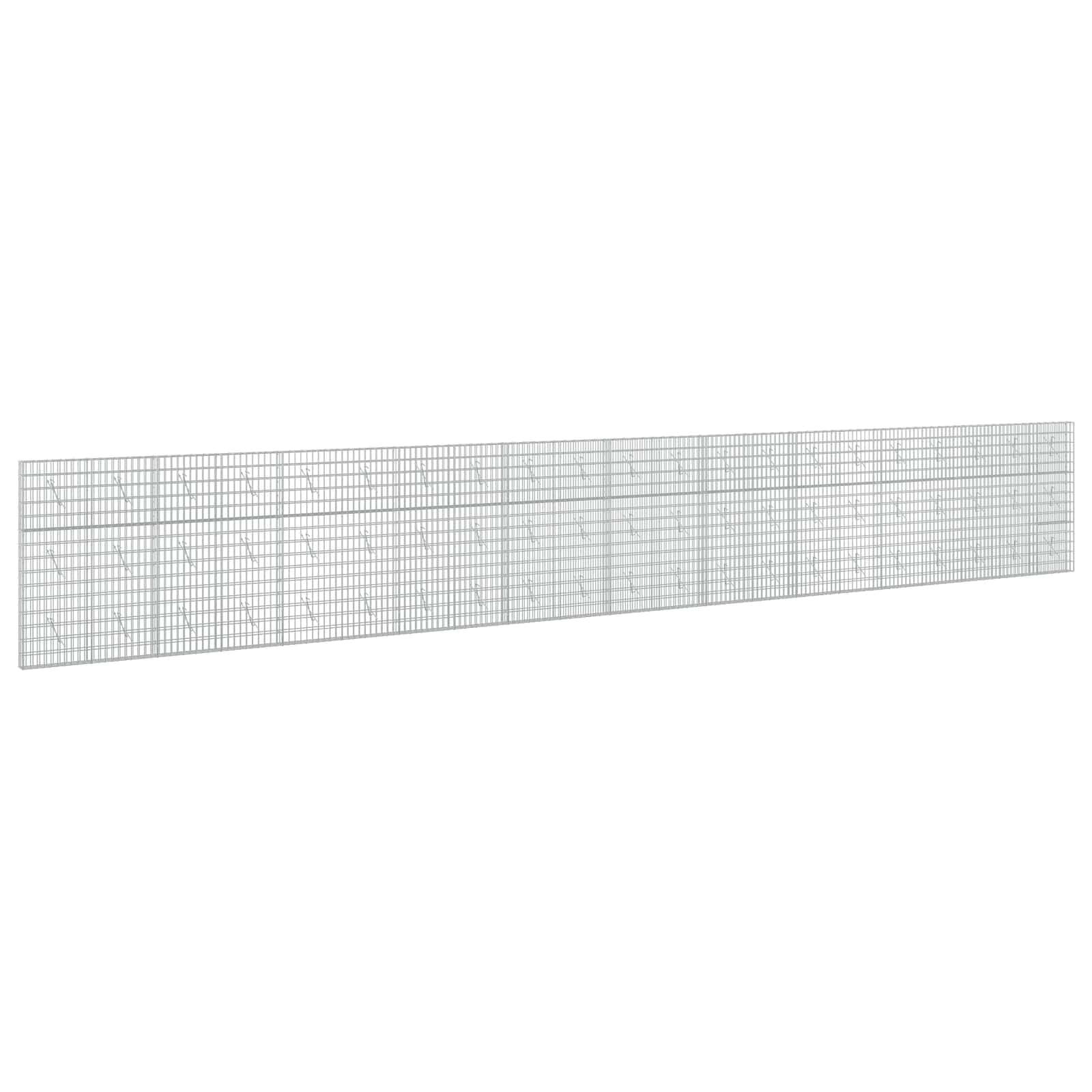 Langes rechteckiges weißes Gitterfeld oder Maschenstreifen diagonal auf einem schlichten weißen Hintergrund dargestellt.