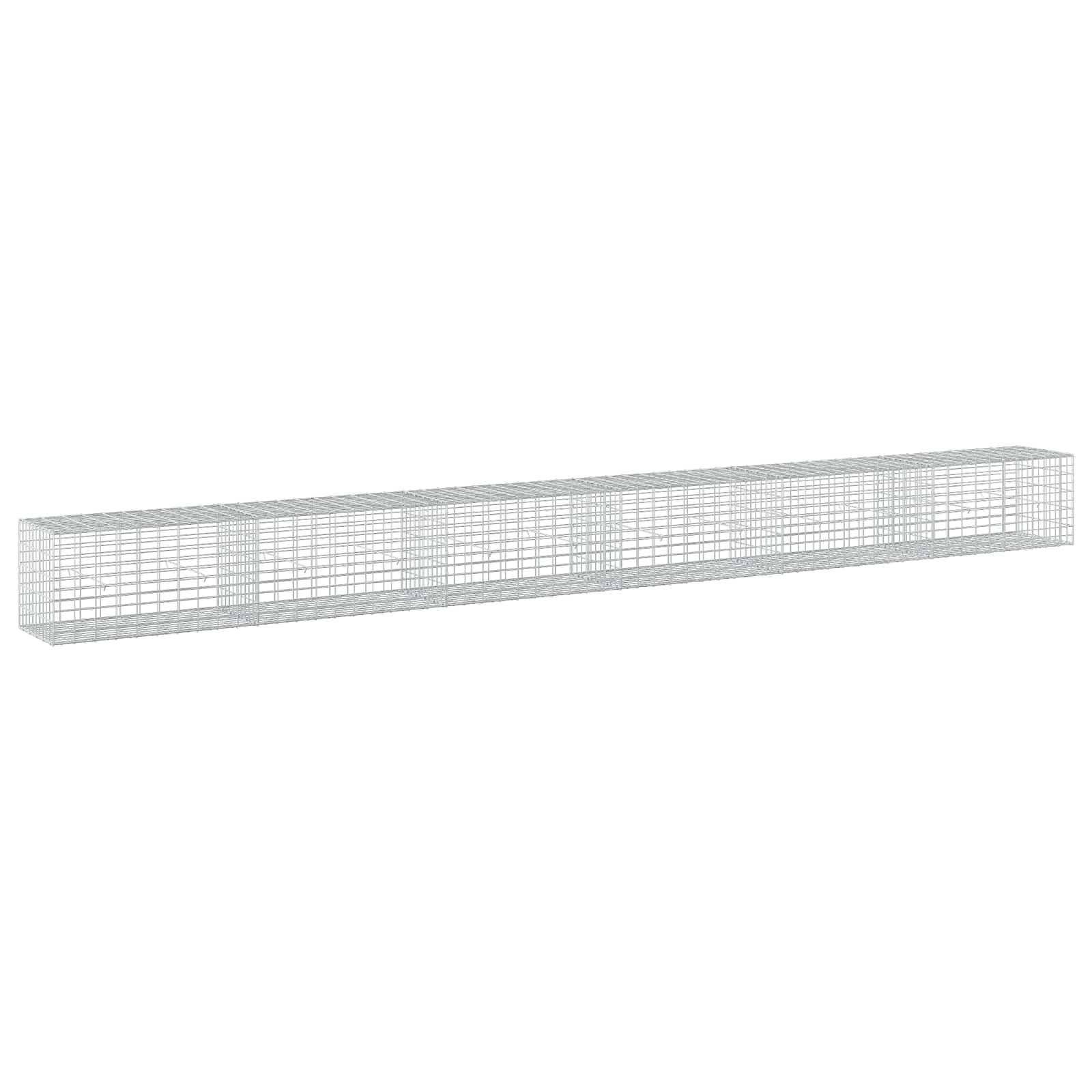 Lange drahtgeflecht-rechteckige 3D-Gitterbox, die sich horizontal über einem weißen Hintergrund erstreckt.
