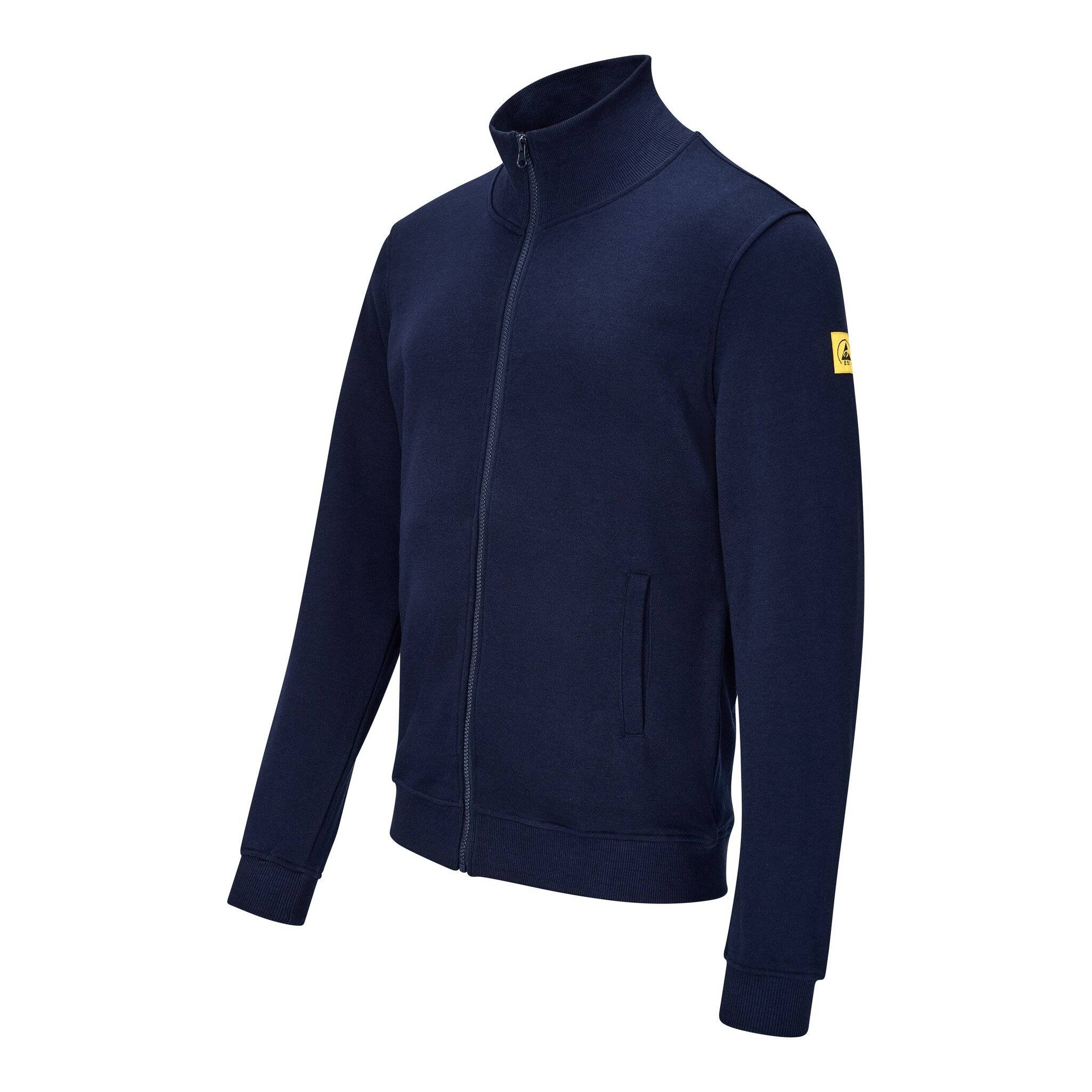 Marineblauwe Reißverschluss-Jacke mit hohem Kragen, langen Ärmeln und kleinem gelbem Logo-Patch auf der oberen linken Ärmelseite, gezeigt auf weißem Hintergrund.