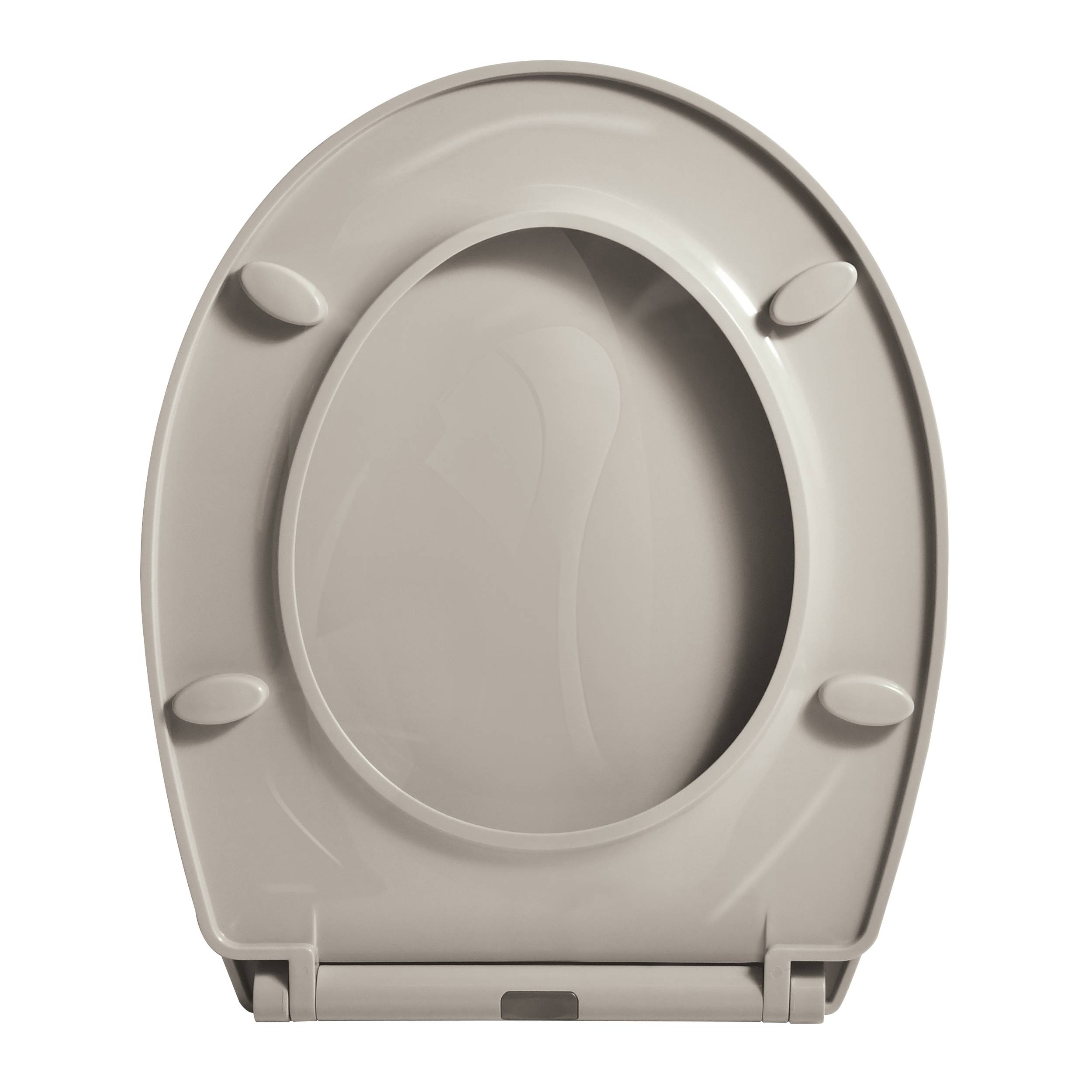 Geschlossener beigefarbener Kunststoff-Toilettensitz von vorne betrachtet, mit ovalem abgerundetem Deckel und sichtbaren Scharnierhalterungen am unteren Ende.