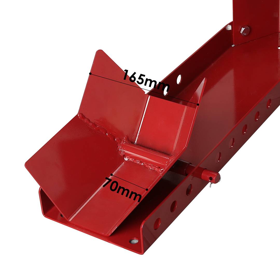 Rotes Metallwinkelblech mit schräger Platte und Befestigungslöchern, beschriftet mit den Abmessungen 165mm und 70mm.
