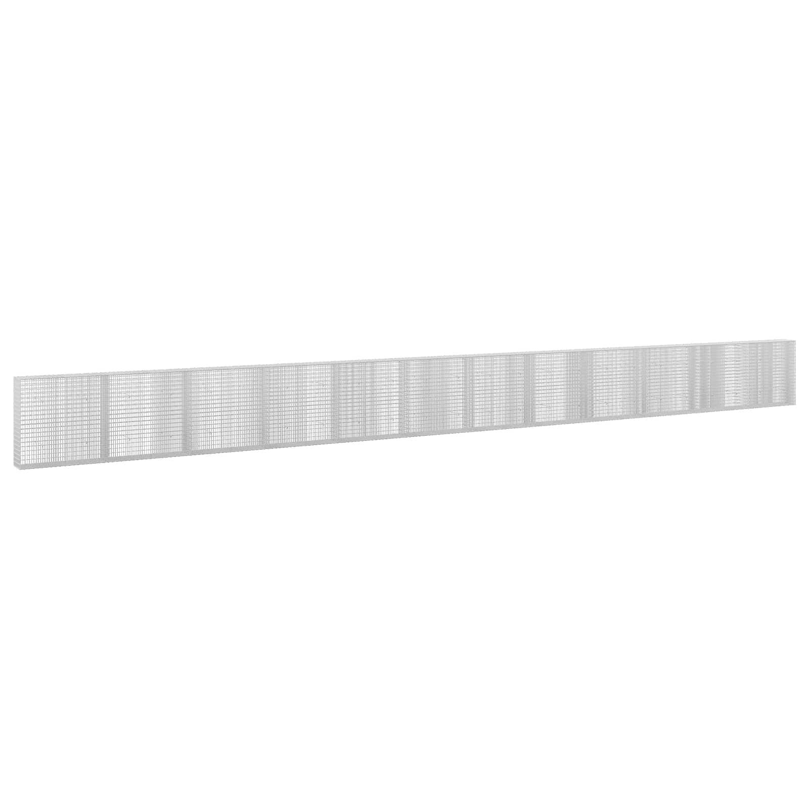 Ein langes, schmales weißes Mesh- oder Gitterpaneel, das diagonal auf einem einfachen weißen Hintergrund dargestellt ist.
