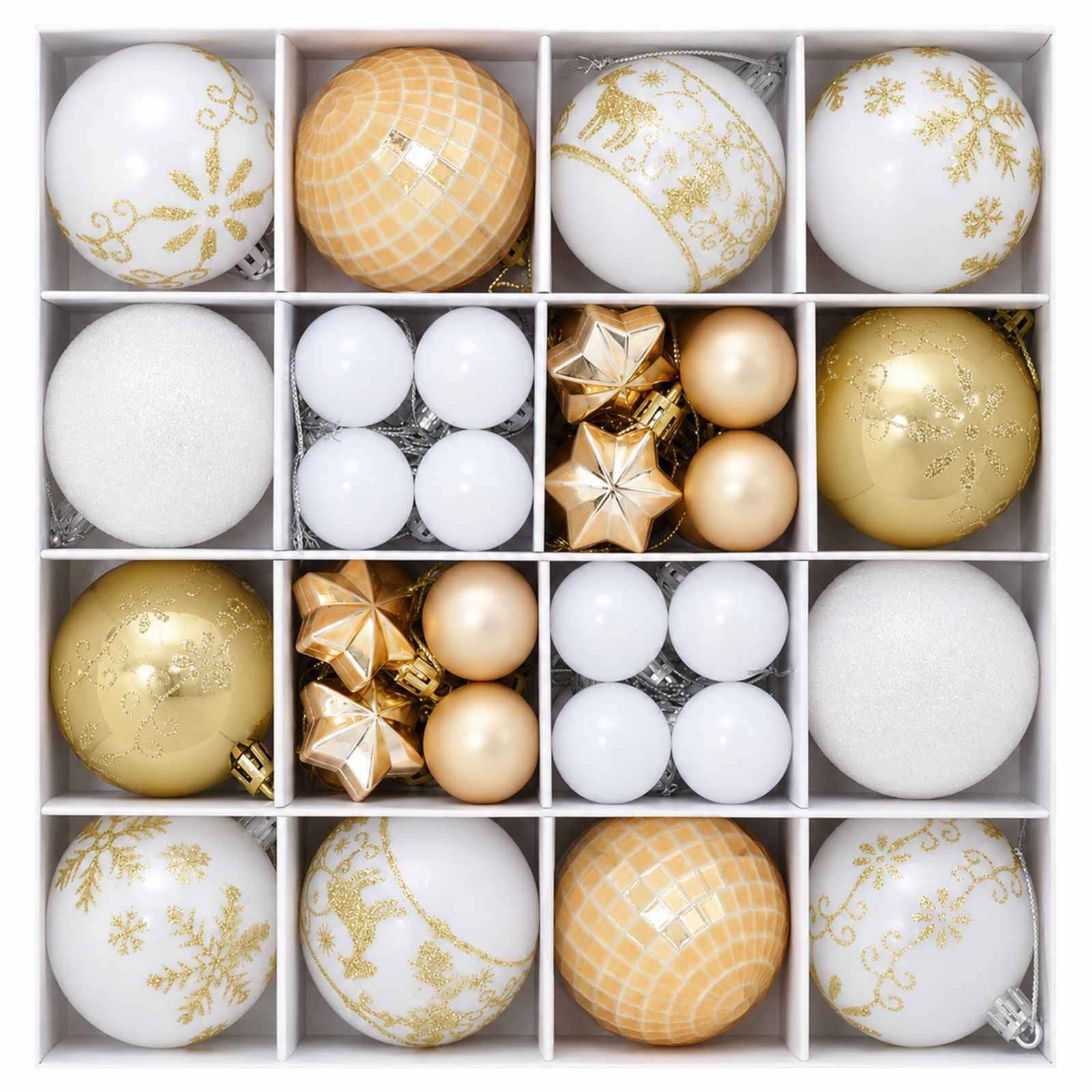 Schachtel mit gold- und weißen Weihnachtskugeln und Dekorationsbällen, die in einem geteilten Tablett angeordnet sind und Glitzer-, Schneeflocken- und metallische Muster aufweisen.
