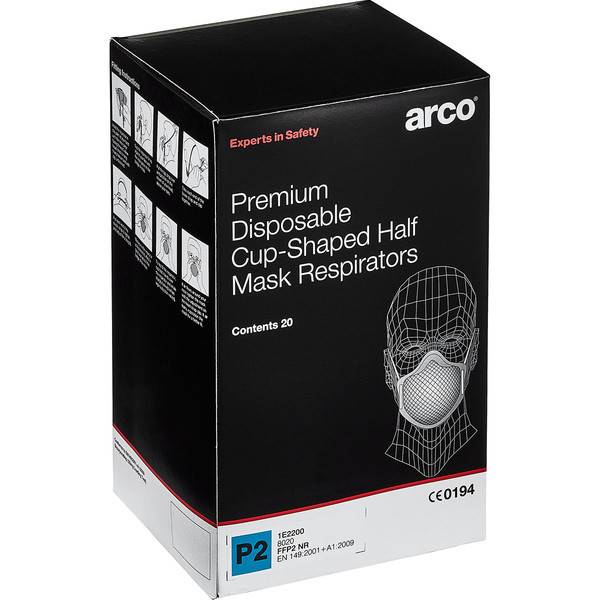Karton mit ARCO Premium Einweg-Halbmasken-Atemschutzgeräten, Inhalt 20, mit P2-Bewertung und Produktetikett auf der Vorderseite.
