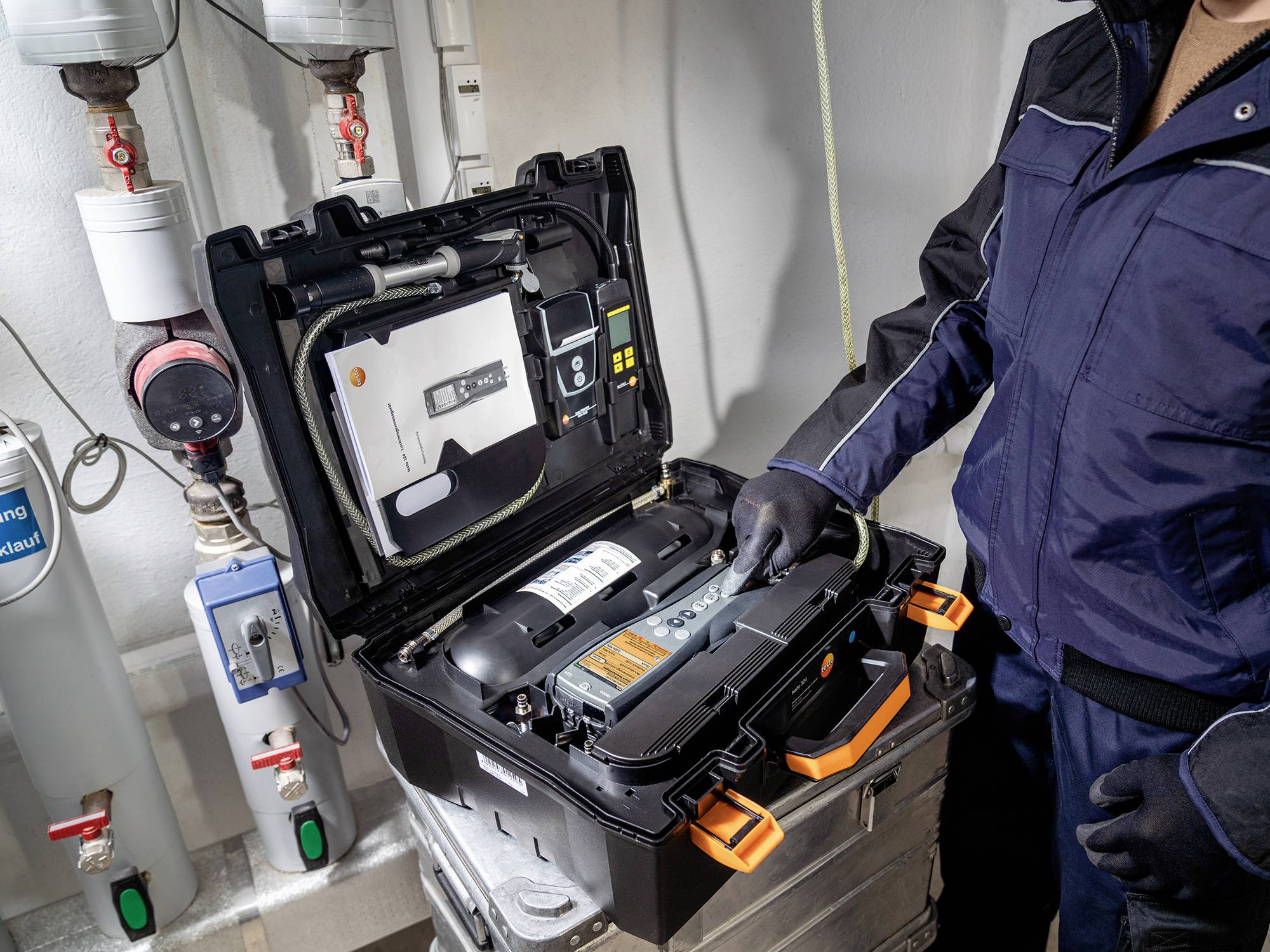 Leak detector testo Basis Set 324