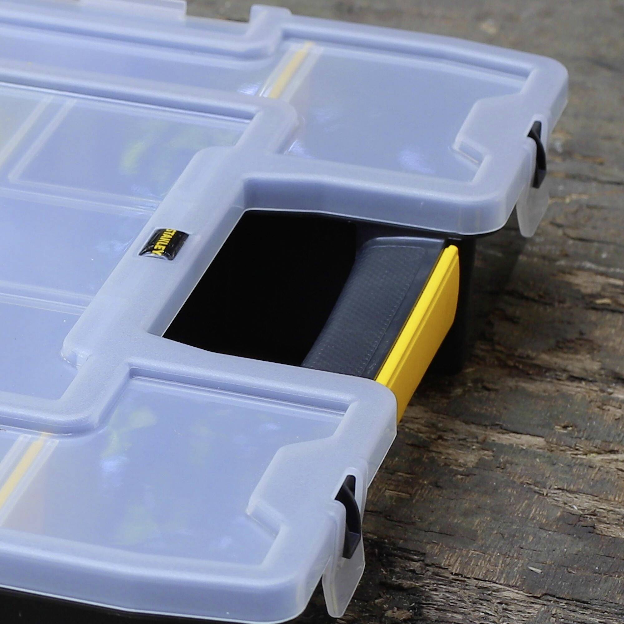 STANLEY Assortment box No. of compartments: 14 Content 1 pc(s)