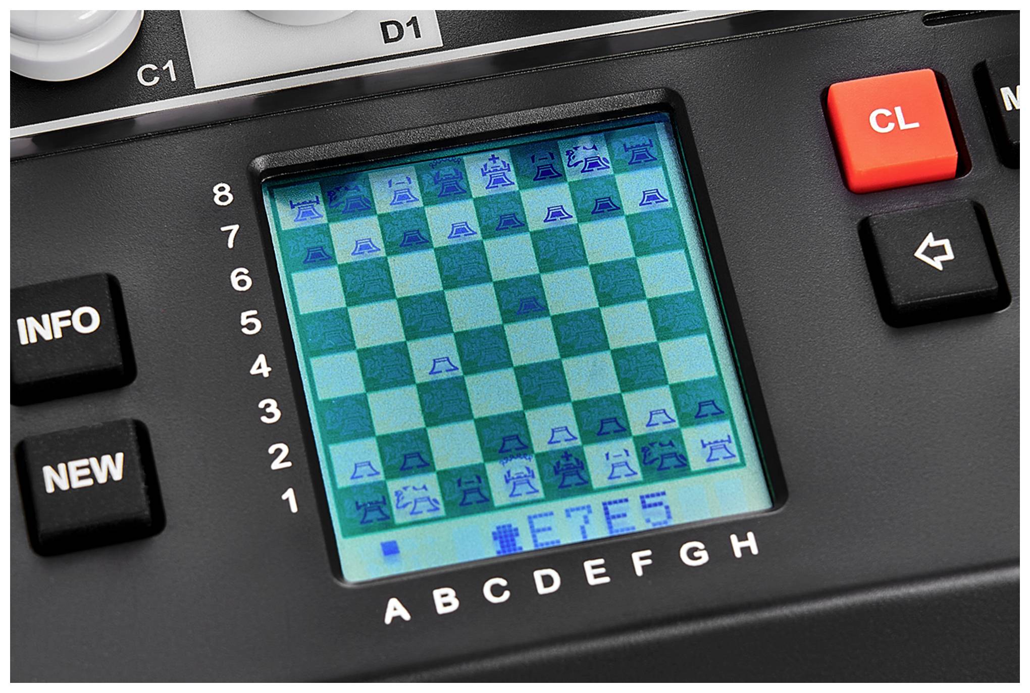Electronic chess board with an ongoing game displayed on a screen. Control and navigation buttons located on the left and right sides.