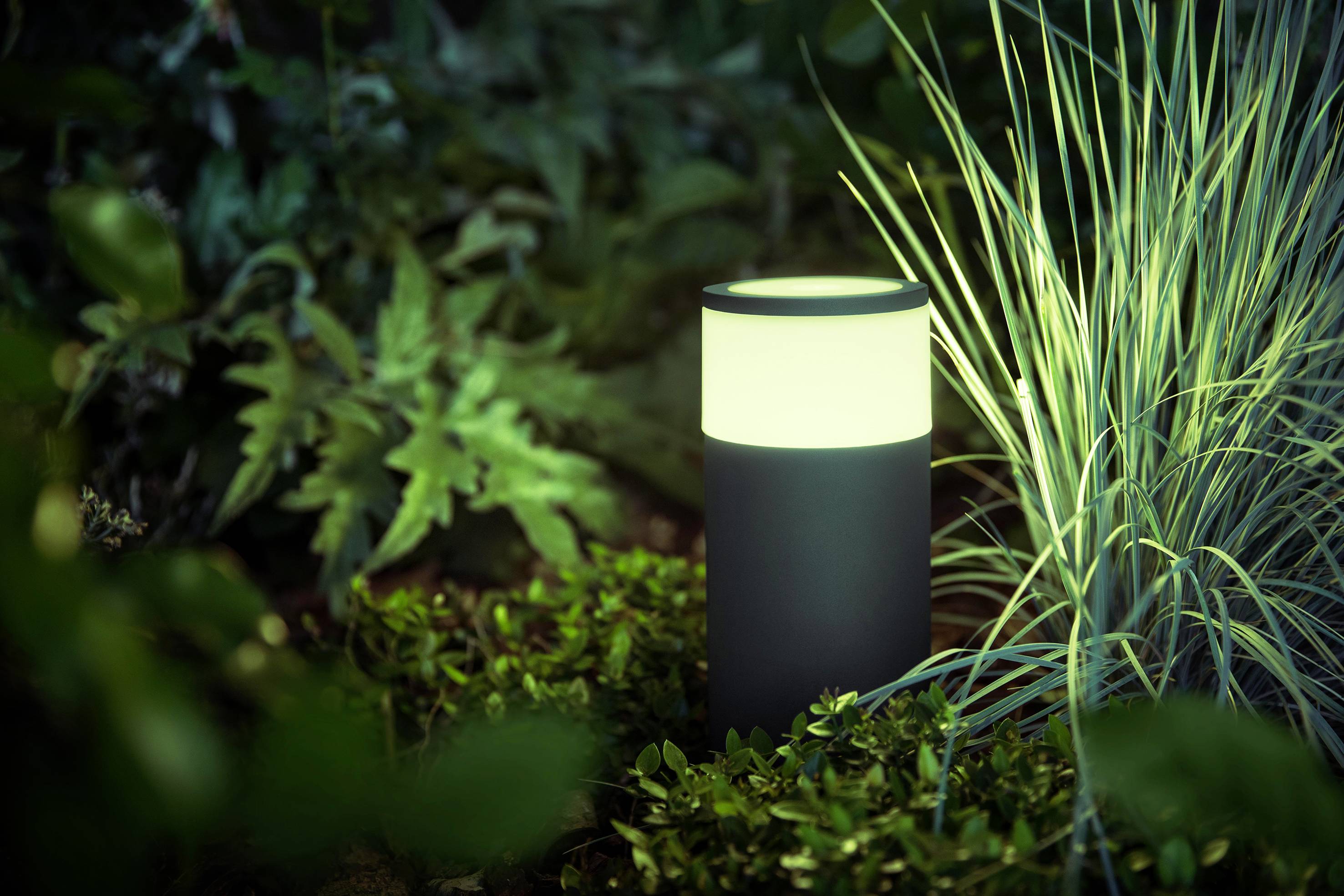 Philips Hue LED outdoor free standing light (expansion) 1742030P7 Calla Built-in LED 8 W RGBW