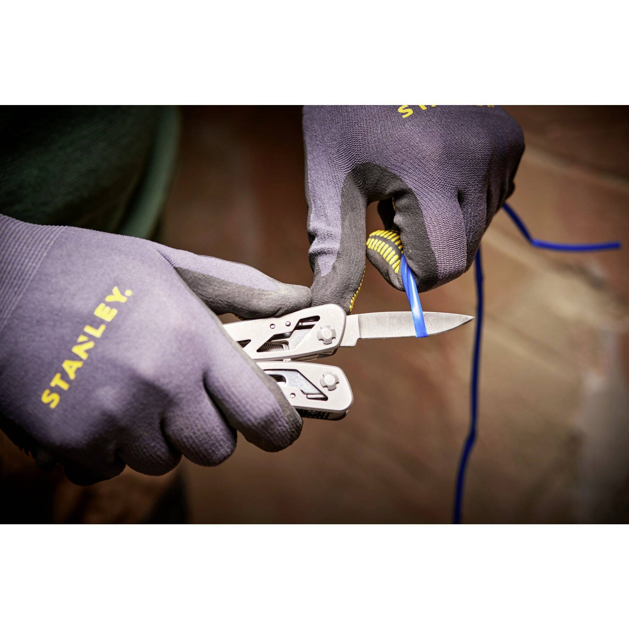 STANLEY 0-84-519 Multitool