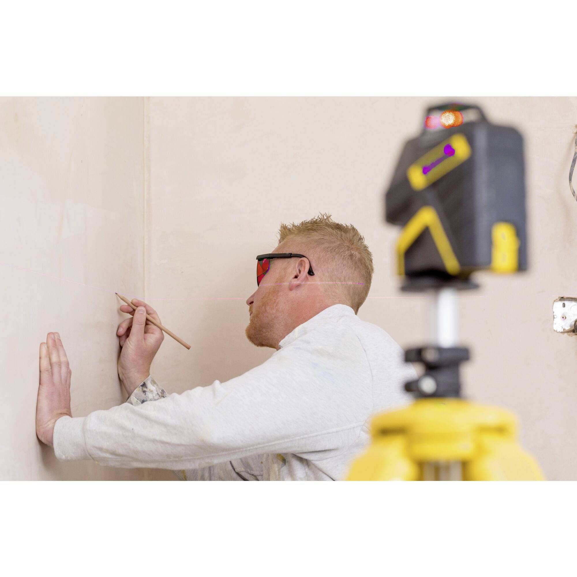 STANLEY Multi-line laser