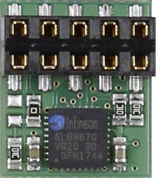 A green electronic module with a black, concentric chip and silver contacts, labelled 'Infineon SLB9670'.