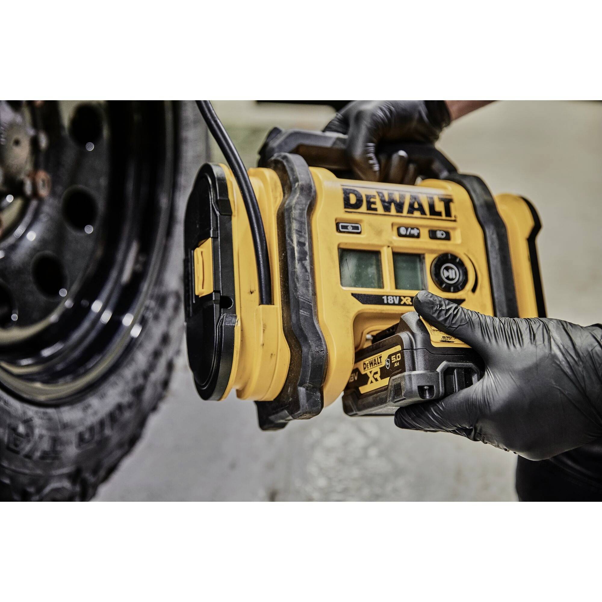 DEWALT DCC018N-XJ Compressor 11 bar