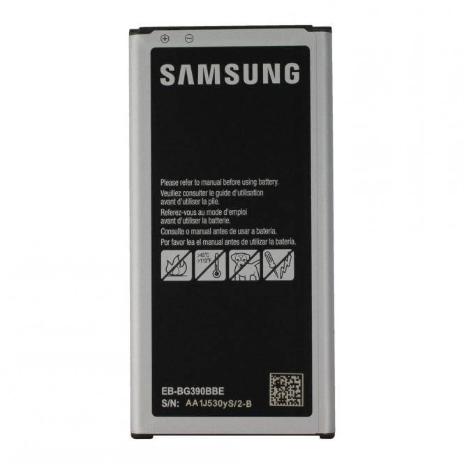 A Samsung mobile phone battery with safety usage instructions in multiple languages on the front.