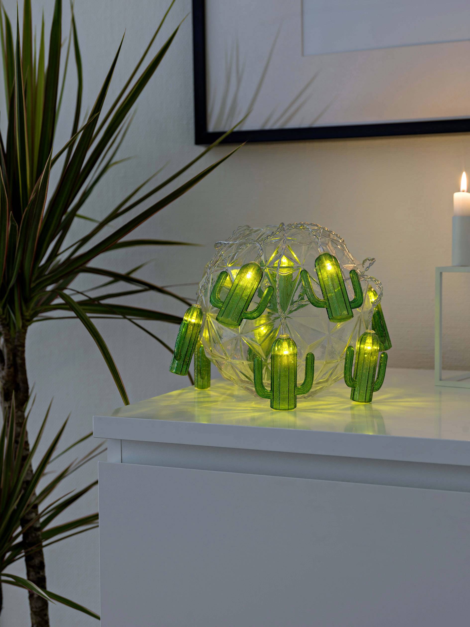 Konstsmide 3127-903 Holiday lights (motif) Cacti Inside battery-powered No. of bulbs 10 LED (monochrome) Warm white Illuminated