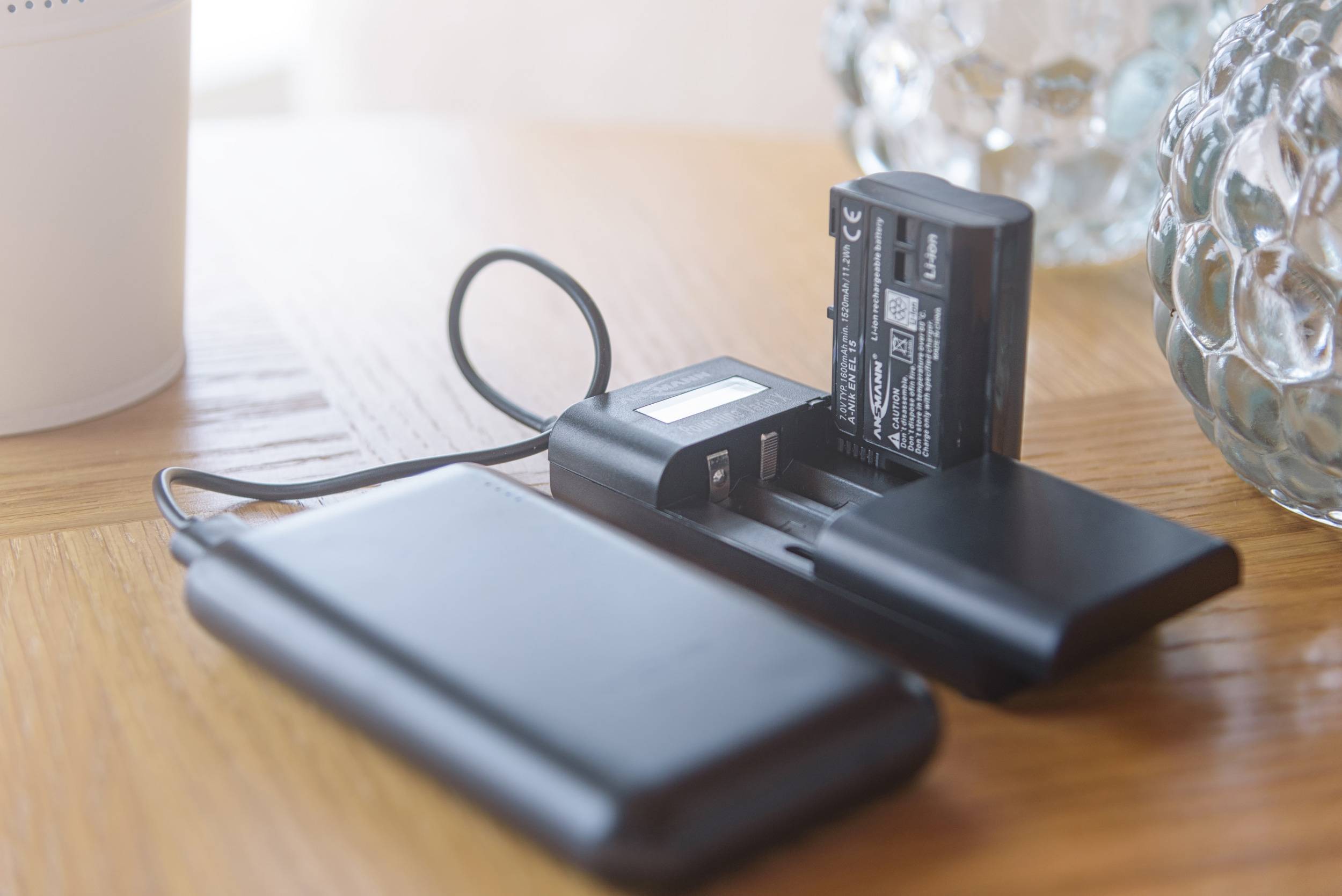 Ansmann Powerline Vario X 1001-0085 Camera charger Matching rechargeable battery Li-ion, LiPolymer, NiMH