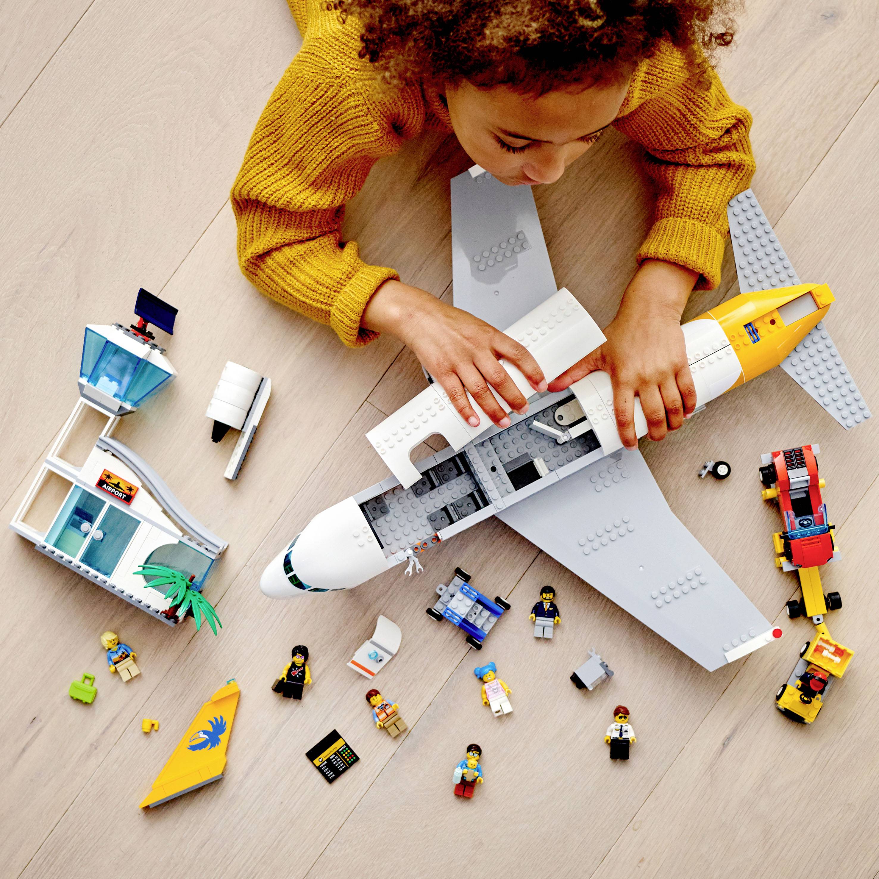 60262 LEGO® CITY Passenger Plane