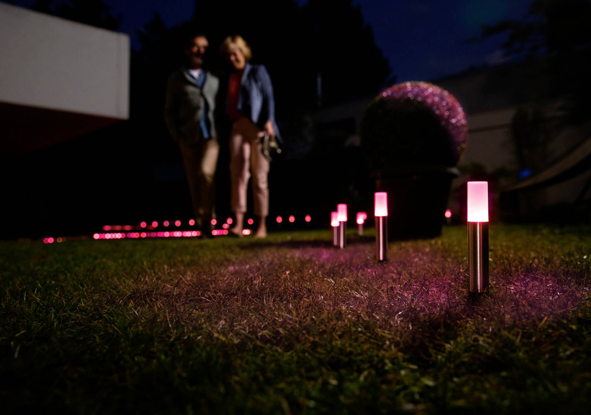 LEDVANCE 4058075478213 SMART+ GARDENPOLE MULTICOLOR RGBW WIFI LED garden light LED (monochrome) Built-in LED 5.7 W Silver