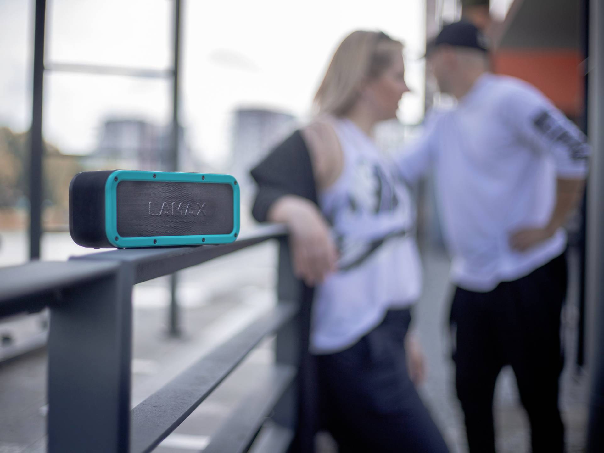 Lamax Storm1 Bluetooth speaker