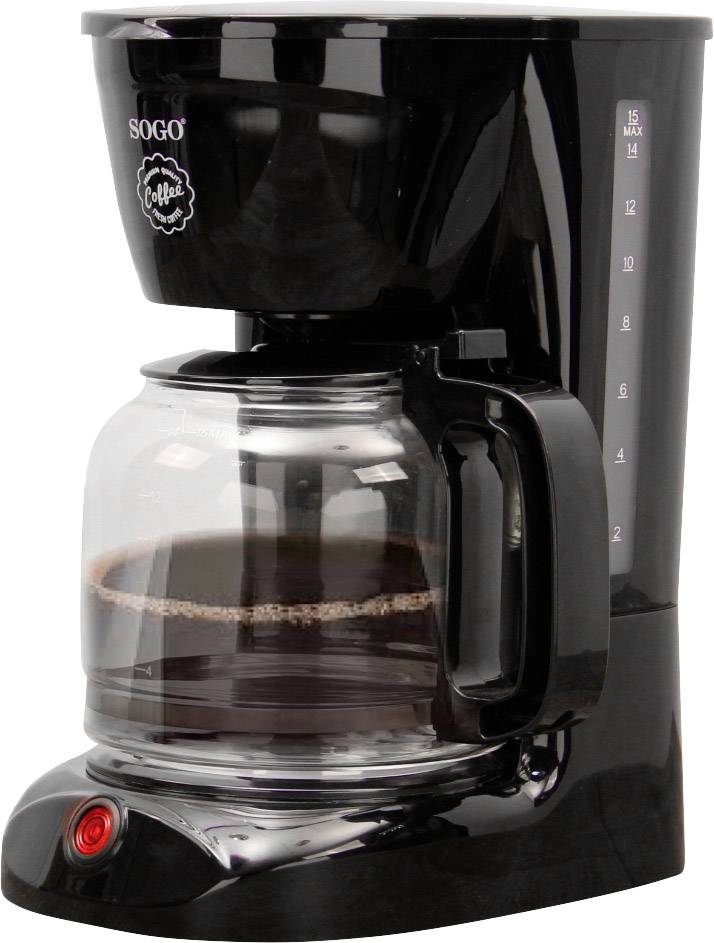 Black filter coffee machine with glass carafe, filled with freshly brewed coffee, indicates that coffee is ready.