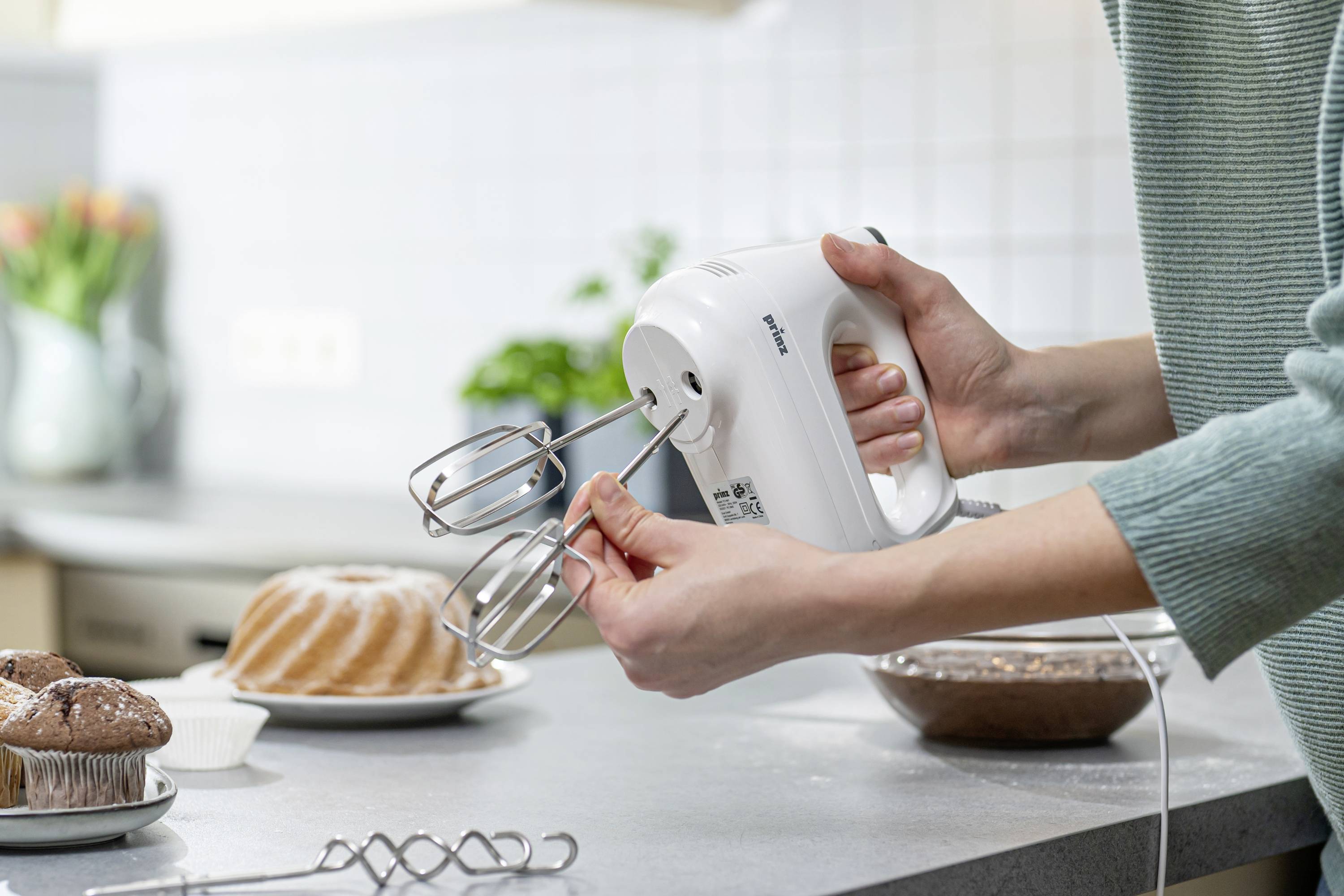 Prinz PZ-HM1 Hand-held mixer 200 W White