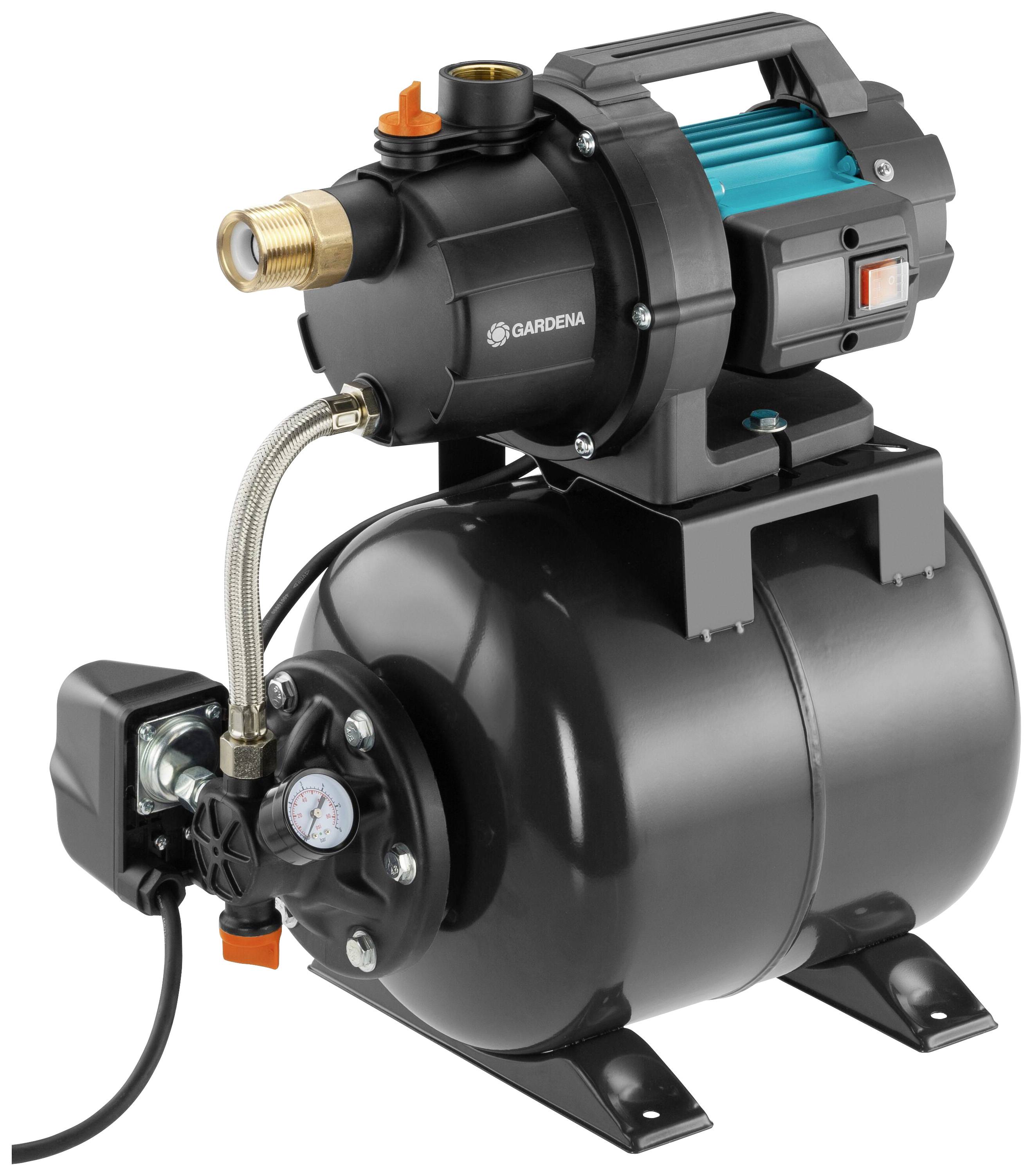 Electric garden pump with pressure vessel, pressure gauge and hose connection, suitable for irrigation systems and water supply in the garden.