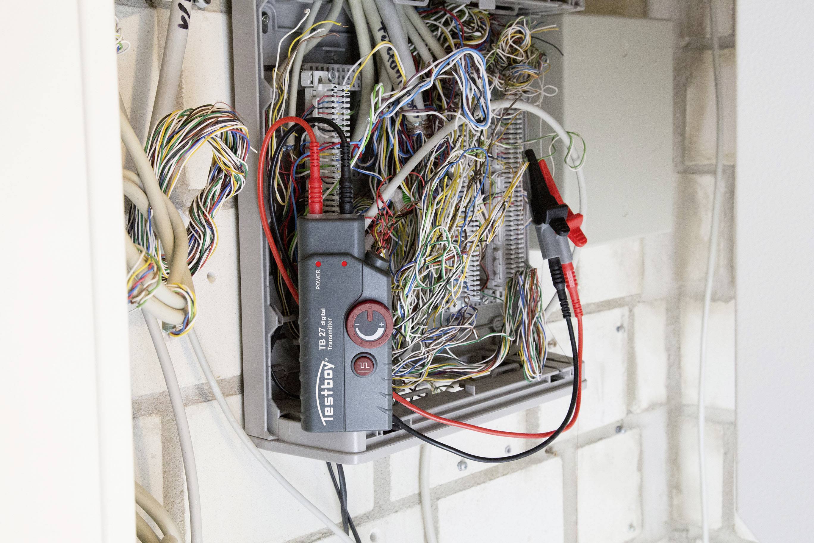 Testboy TB27 digital Cable locator