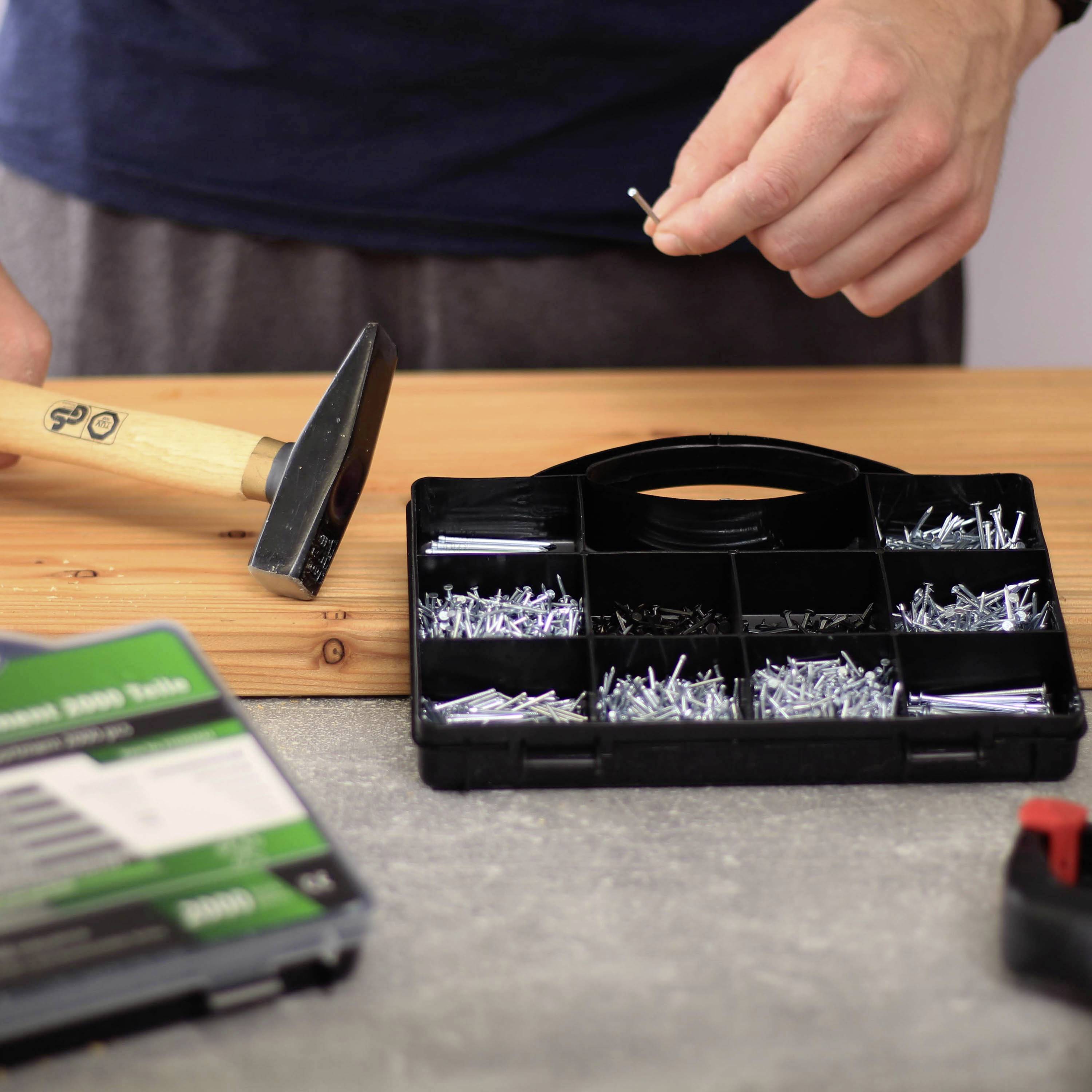 Quadrios 2103SA044 Nail set Content 2000 pc(s)