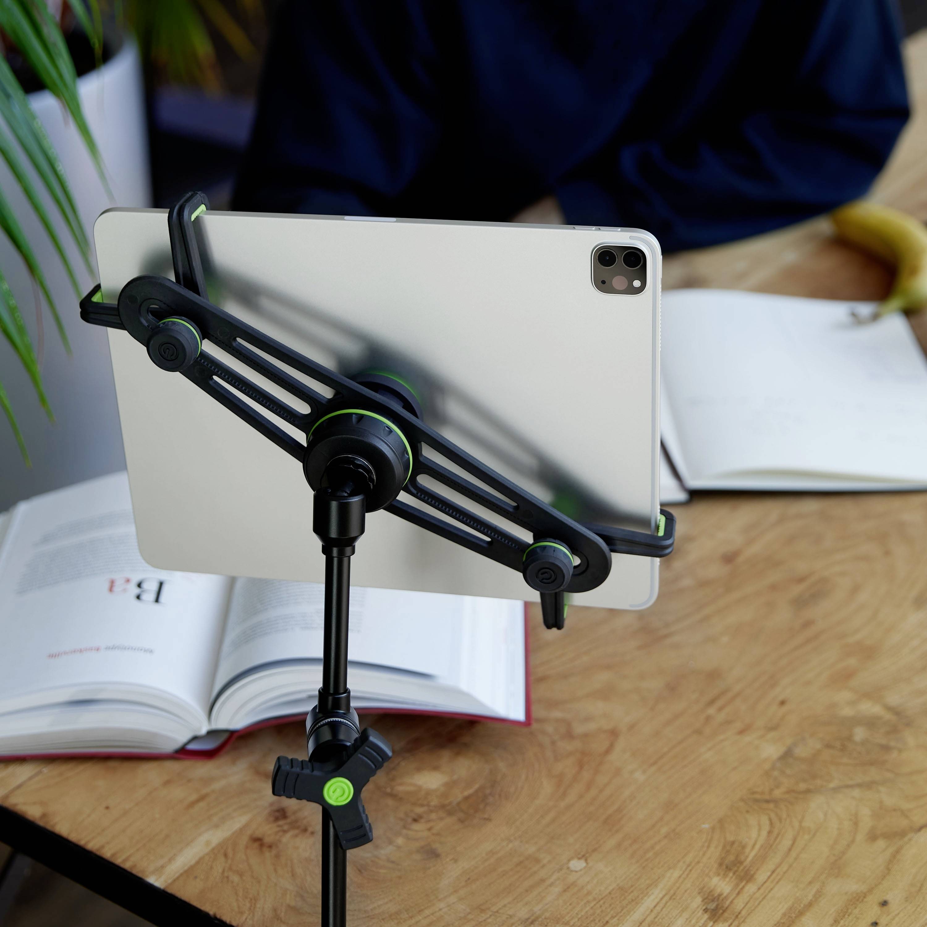 Gravity Tablet Halter Tablet holder