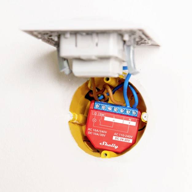 Shelly Plus 1PM Shelly Actuator Bluetooth, Wi-Fi