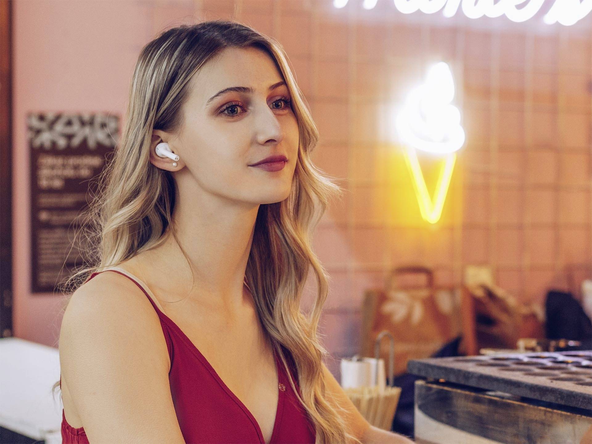 Lamax Trims1 White In-ear headset