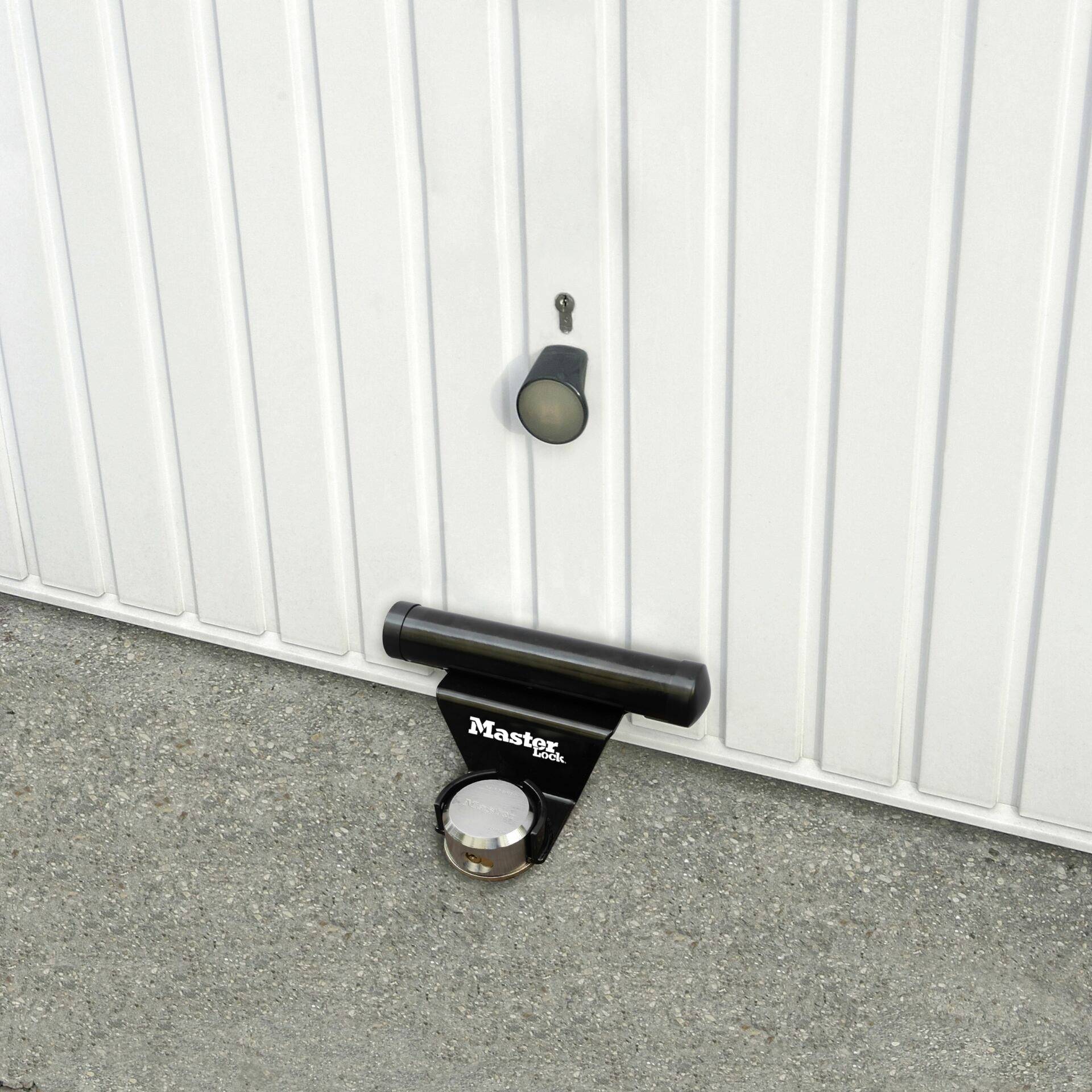 Master Lock P37530 Door extra bar lock