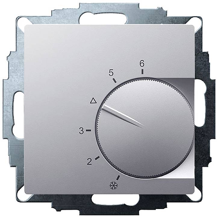 A thermostat controller in close-up, mounted on a metal frame. The rotary dial is set to level 4, on a scale from 1 to 6.