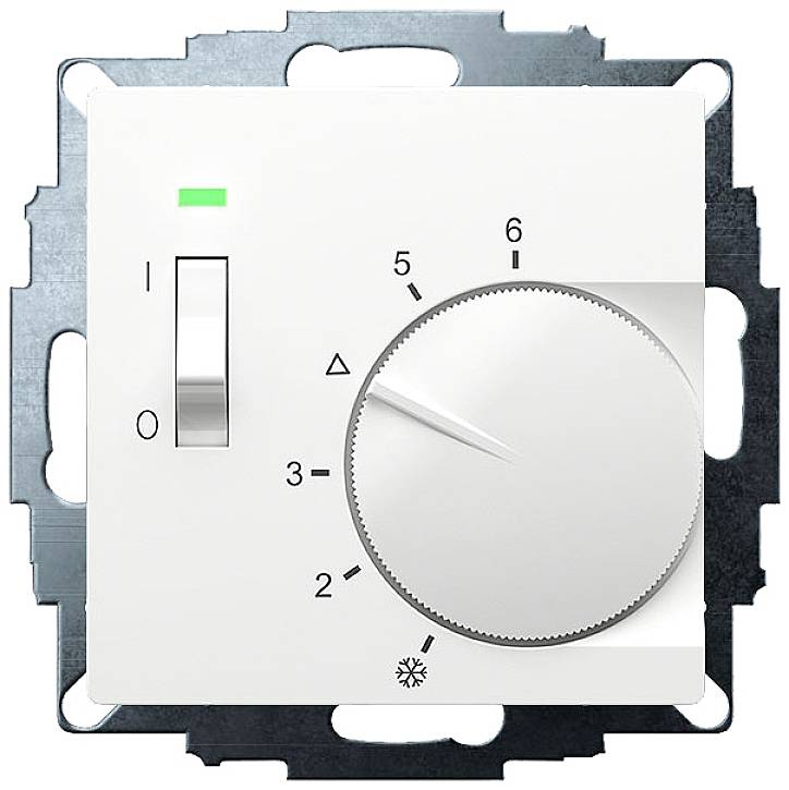 Thermostat with rotary control, set to position 3, with an on/off switch on the left and a green indicator light. Silver-coloured frame.
