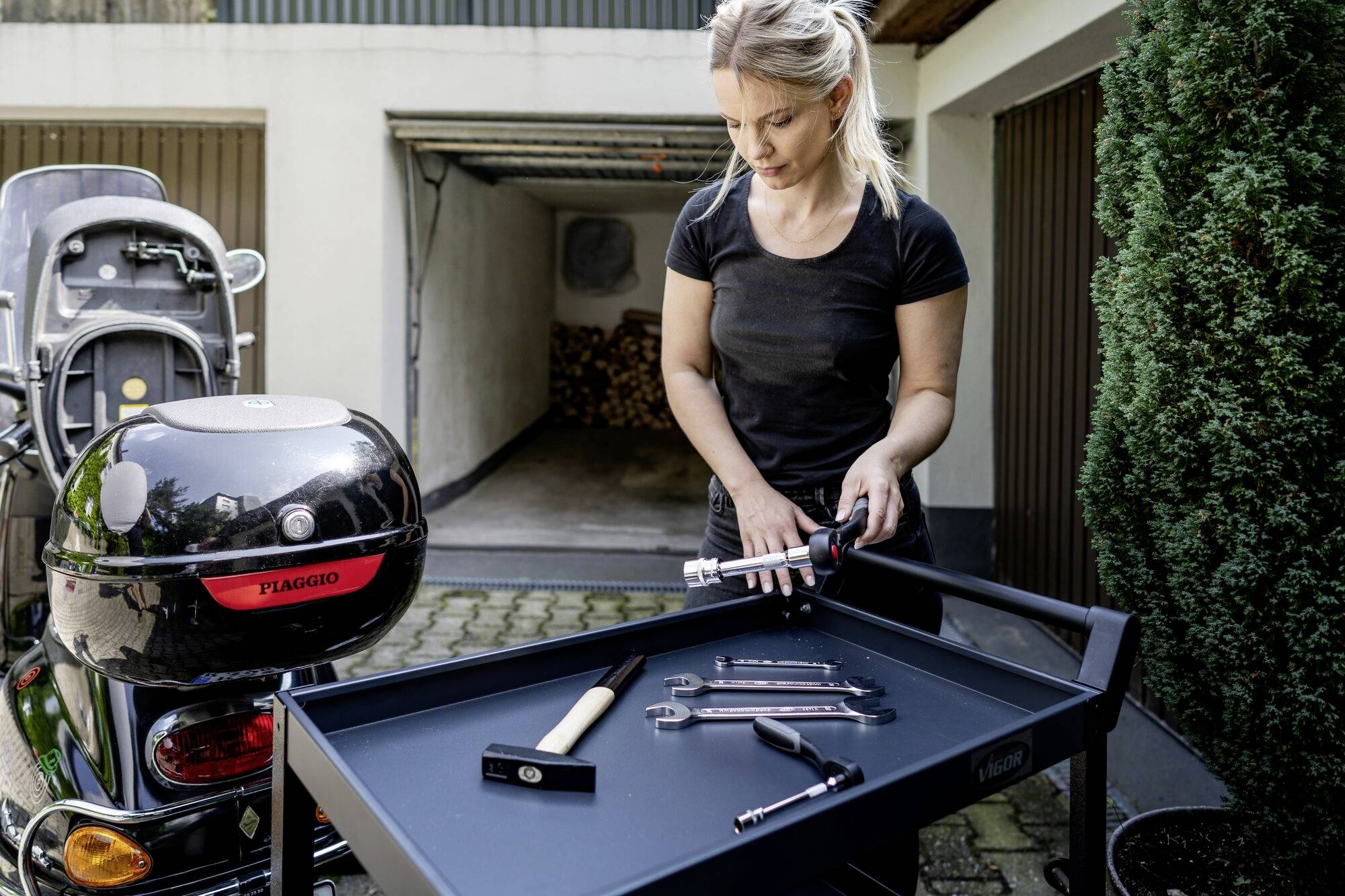 Vigor V4758 Workshop trolley