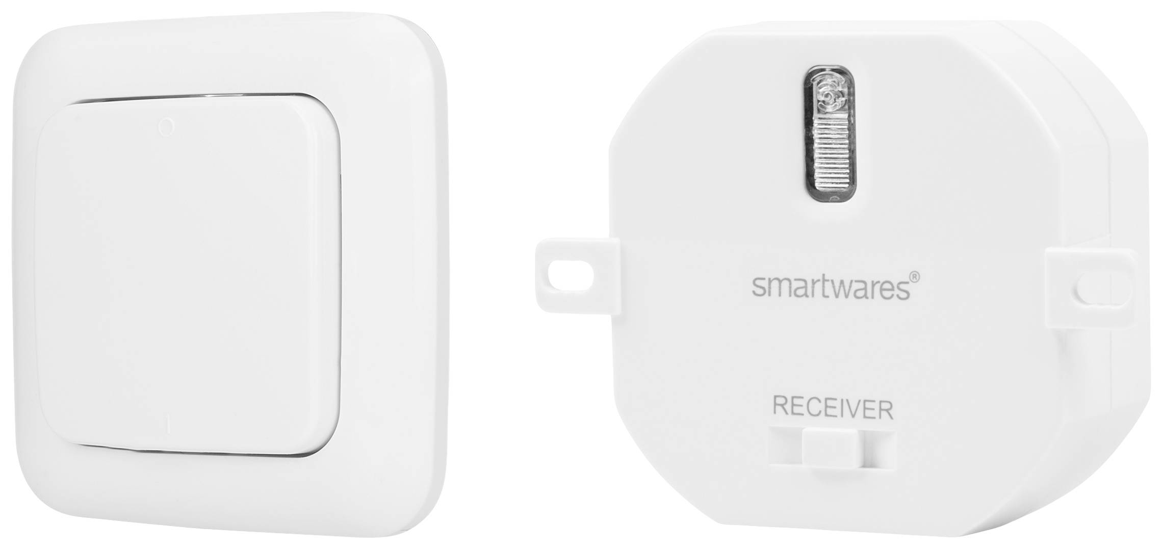 A wireless light switch and receiver by Smartwares for controlling lighting. On the left, the switch; on the right, the receiver.