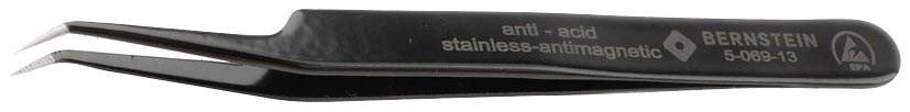 Close-up of a black, angled tweezers with the inscription 'Bernstein' and properties such as non-magnetic and acid-resistant.