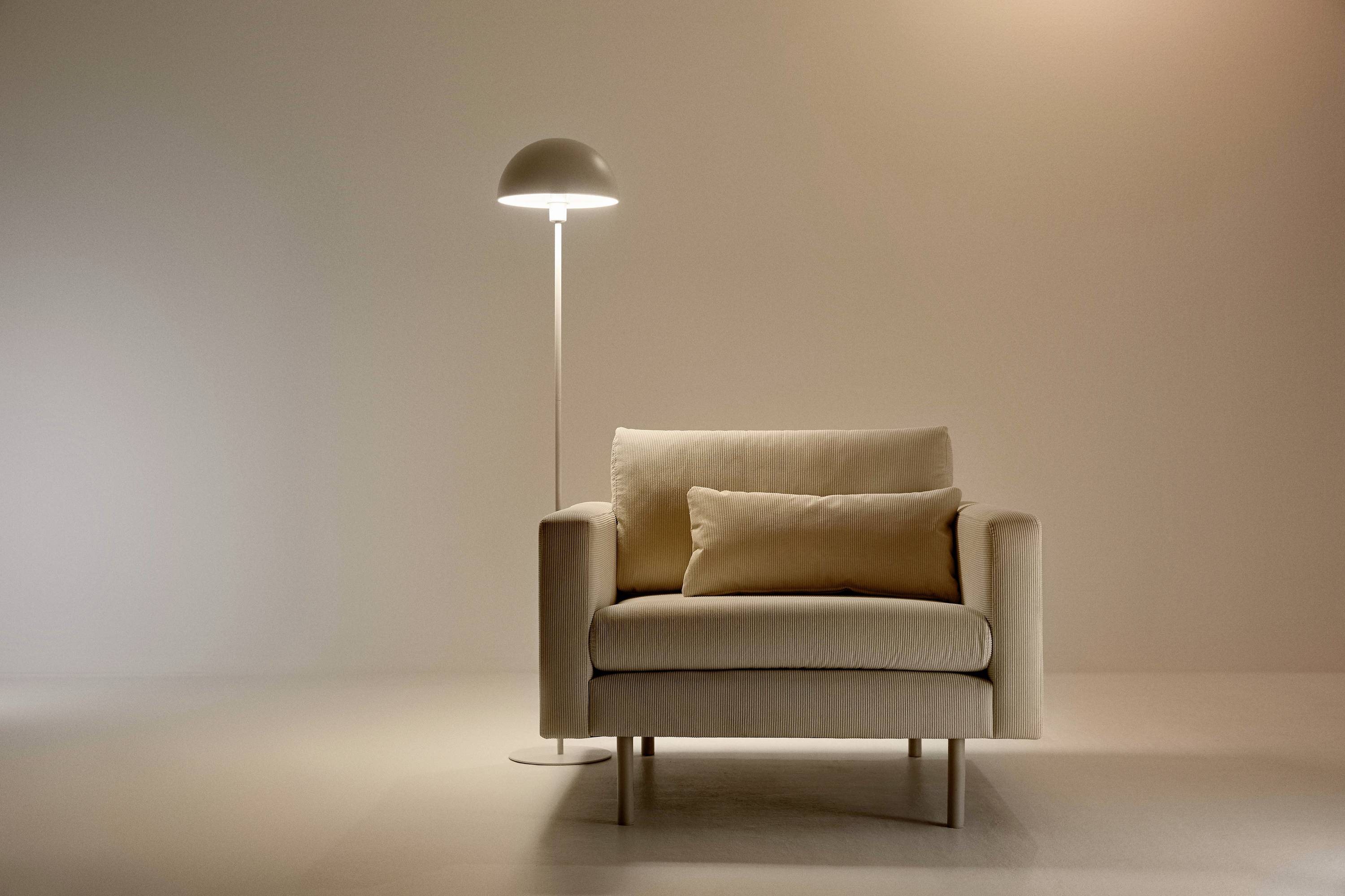 WiZ 8719514554672 LED (monochrome) EEC F (A - G) E-27 Teardrop shape 5 W = 40 W RGBW dimmable, App-controlled 1 pc(s)