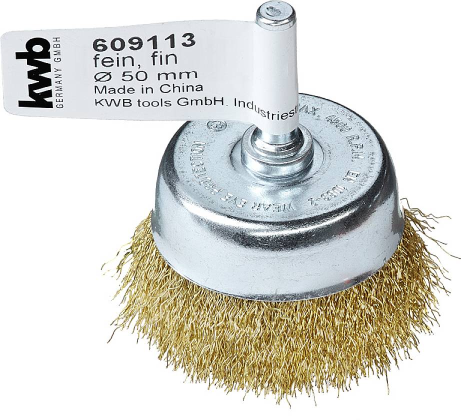 Metal brush with brass bristles, 50 mm diameter, inscription: KWB, fine, Made in China. Used for polishing or cleaning.