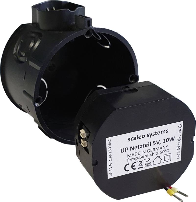 'Scaleo Systems UP Power Supply 5V, 10W, MADE IN GERMANY, Temperature Range 0-50°C' is shown on a cylindrical device.