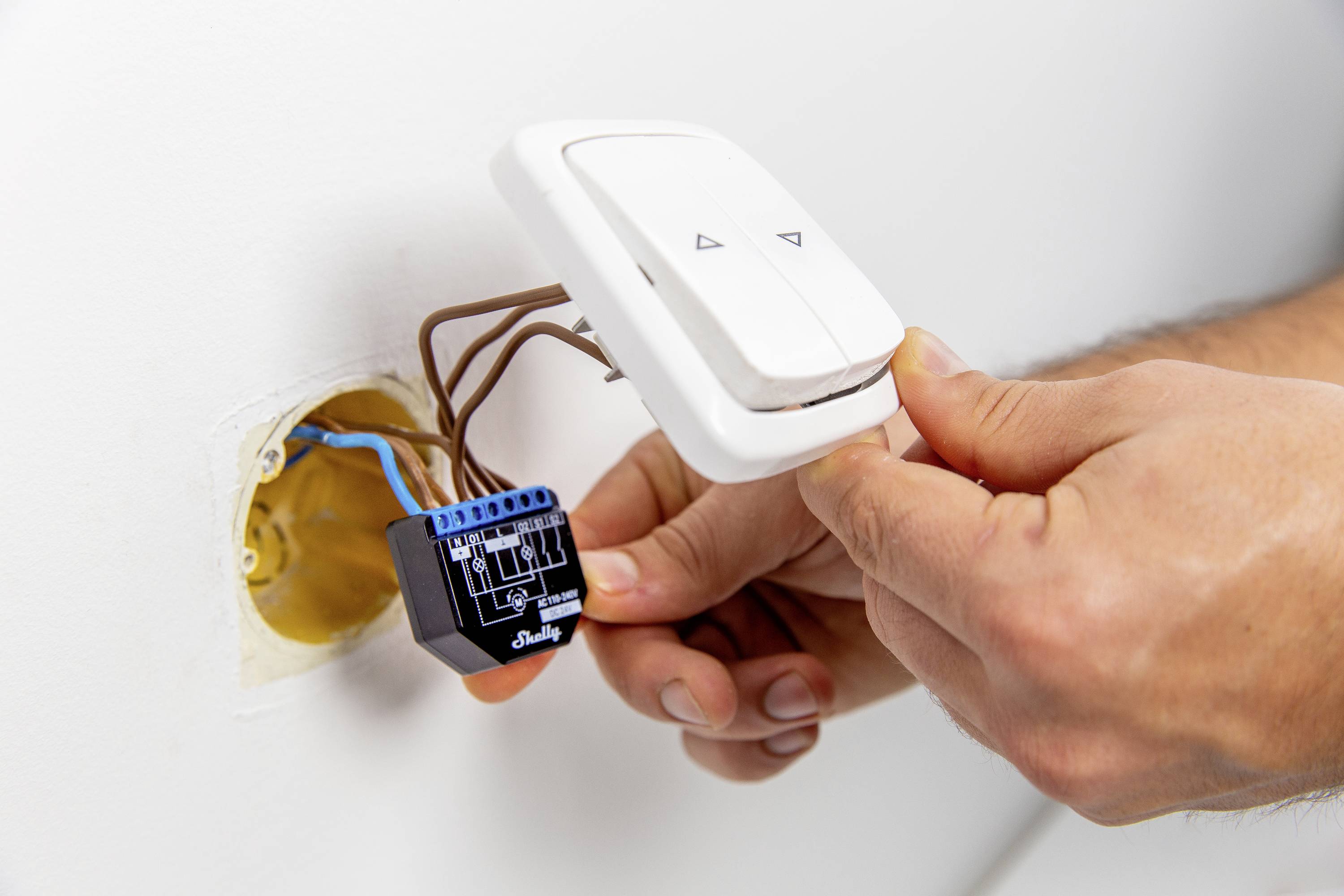 Shelly Plus 2PM Actuator Wi-Fi, Bluetooth