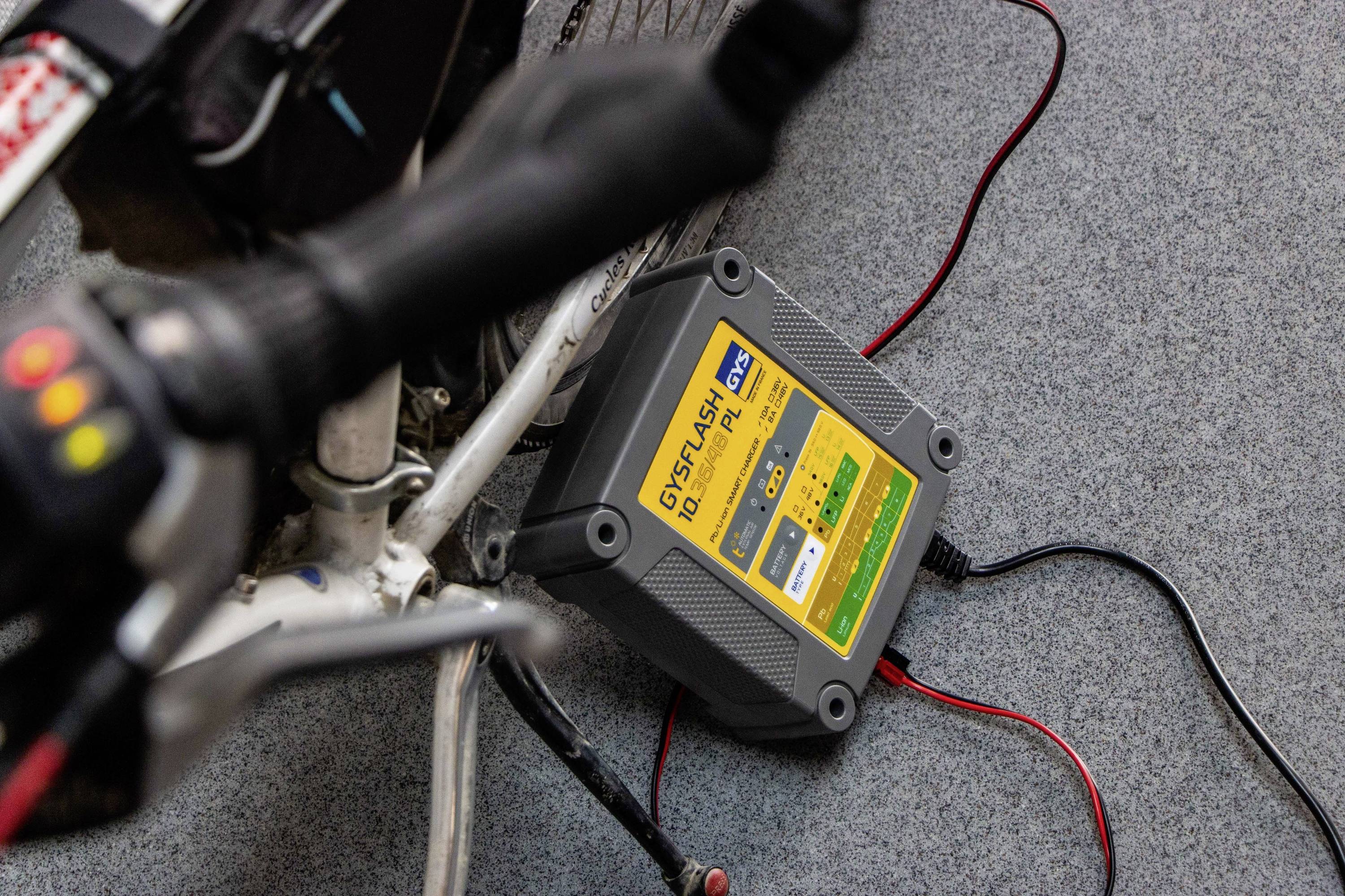GYS GYSFLASH 10.36/48 PL 027060 Automatic charger 36 V, 48 V