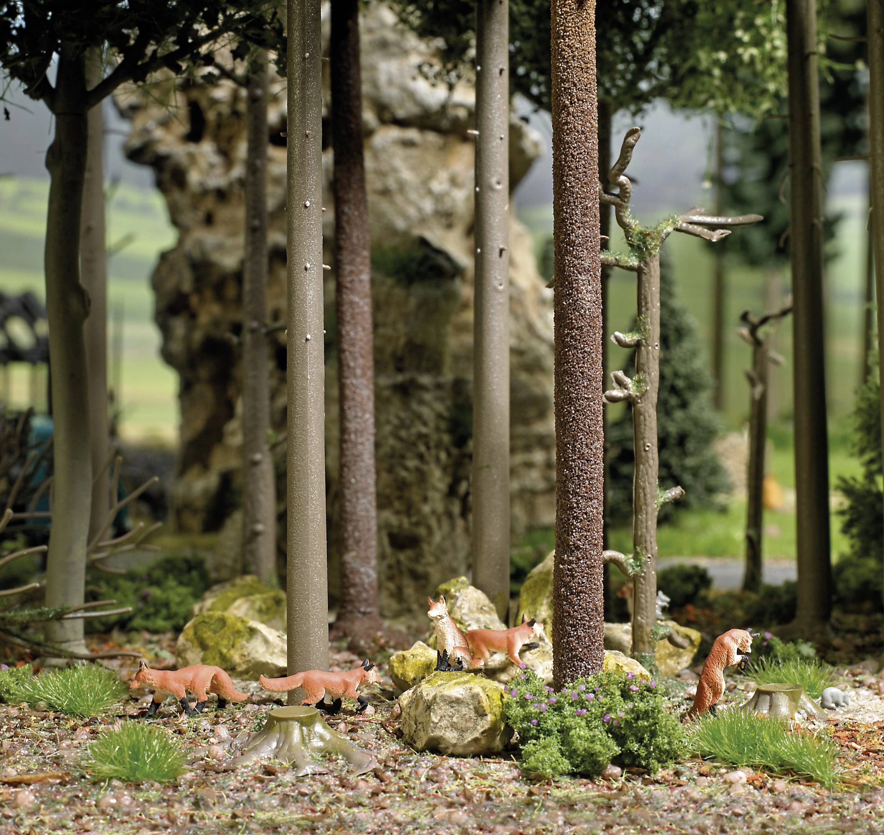 Busch H0 Foxes Assembled