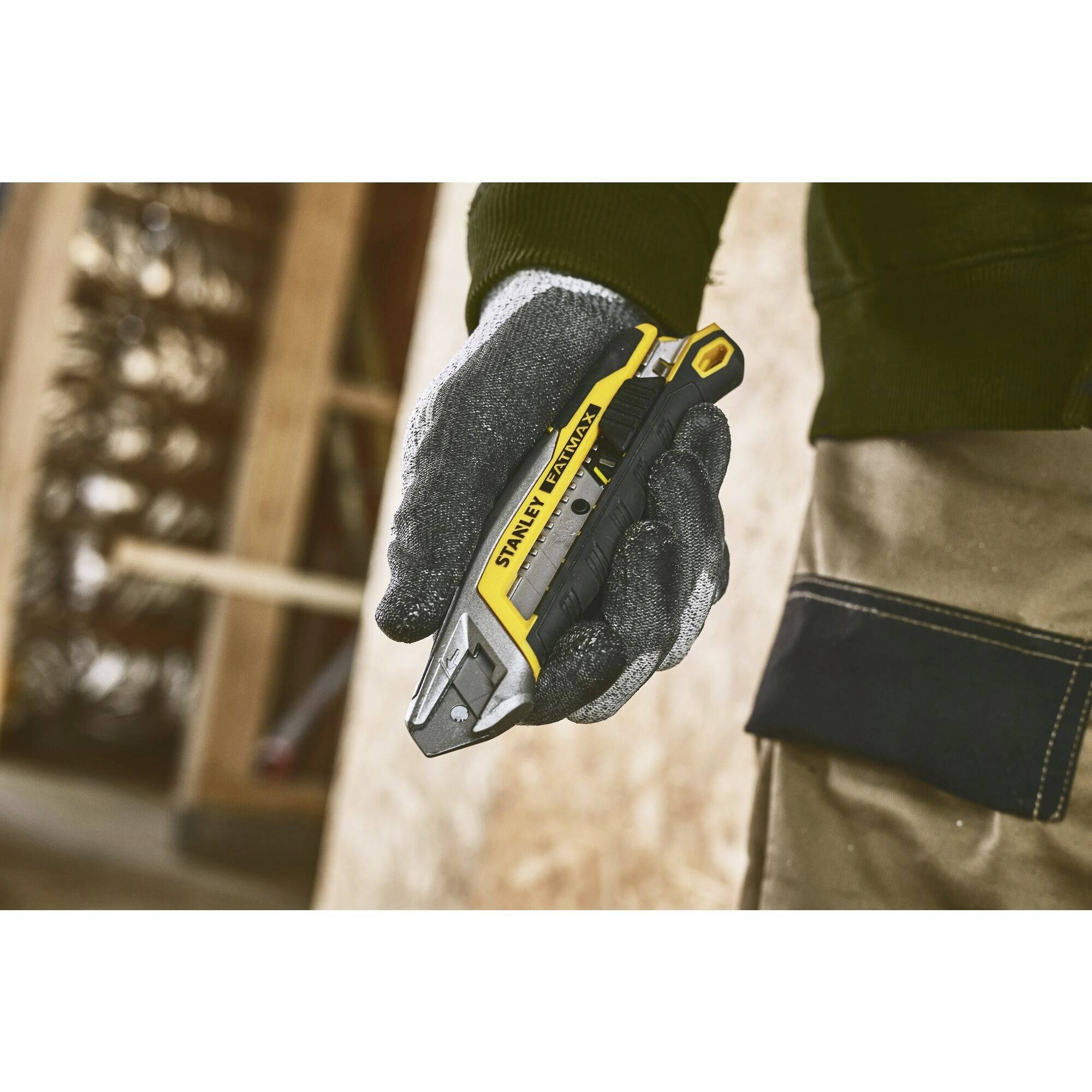 STANLEY FMHT10594-0 FM cutter, 18 mm, with blade slide 1 pc(s)