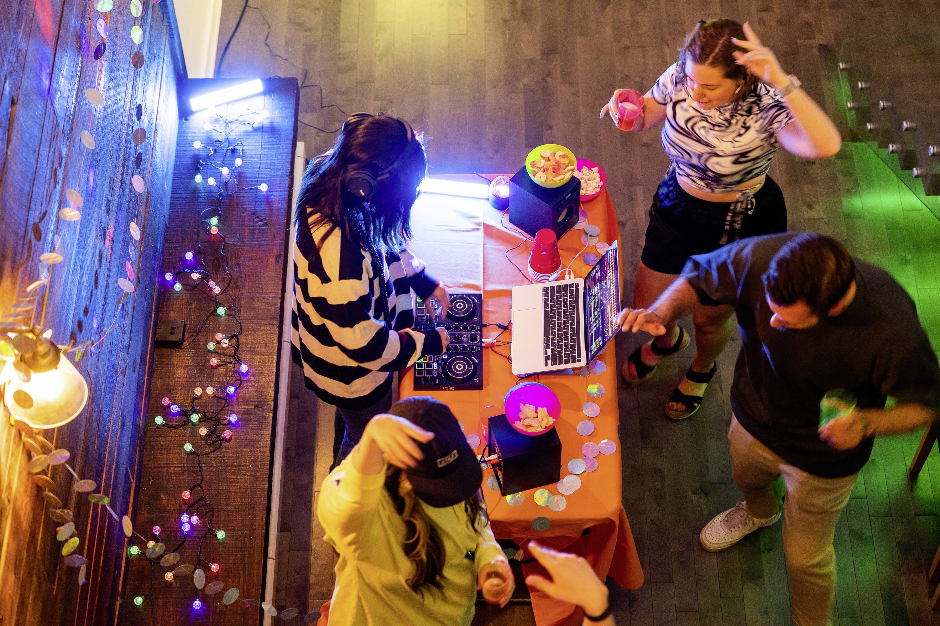 Hercules DJLearning Kit MK2 DJ controller