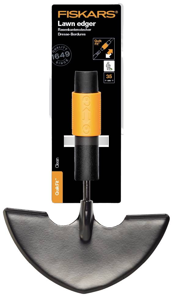 Metal lawn edger with orange handle by Fiskars for precise lawn maintenance. Quality seal located in the top left of the packaging.