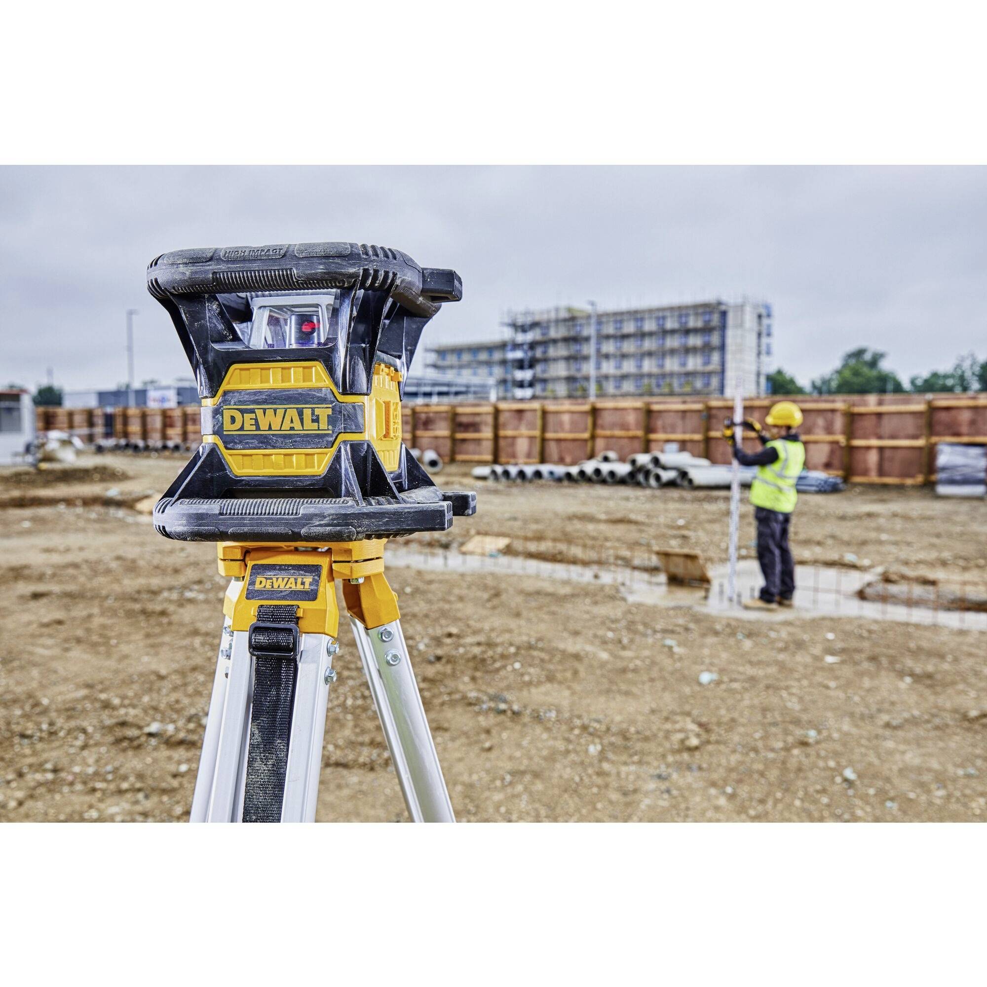 DEWALT DCE080D1RS-QW 360-degree laser