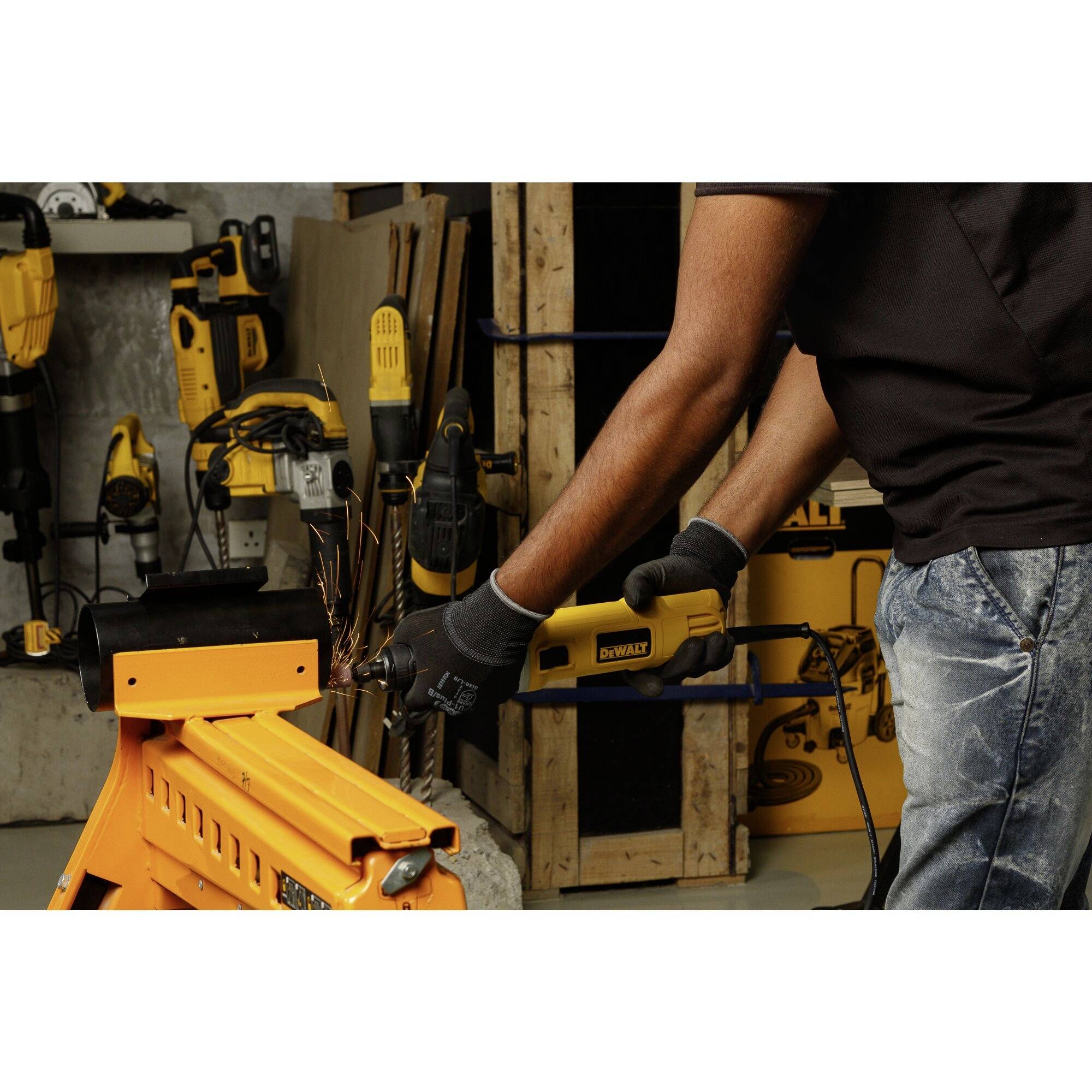 DEWALT DWE4884-QS Straight grinder