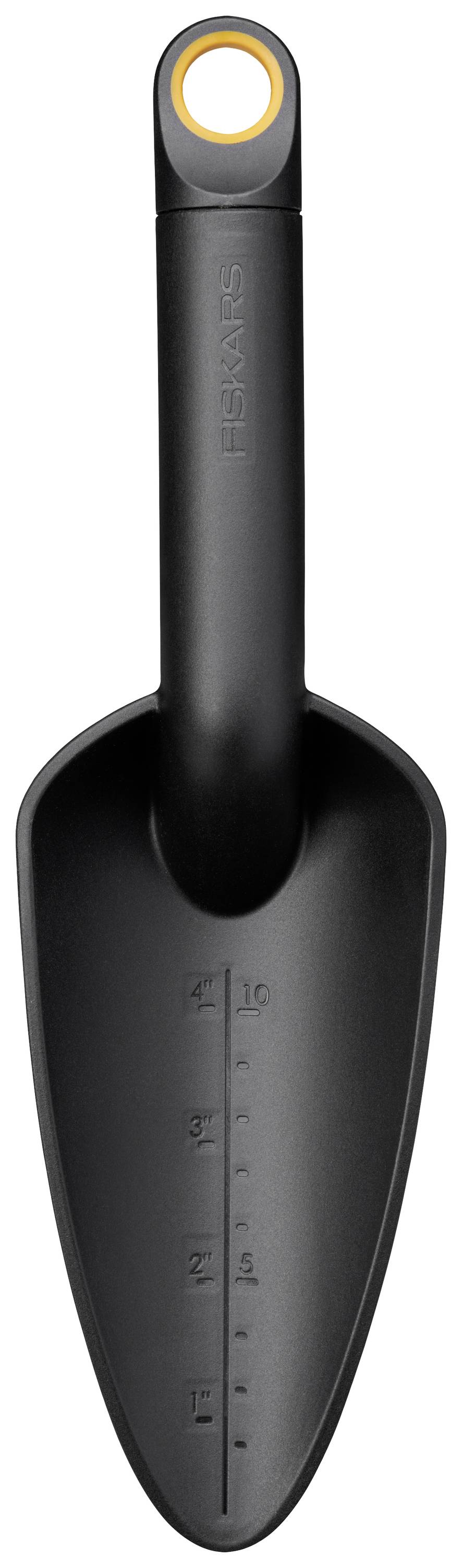 Black garden spade with measurement scale on the blade surface, ergonomic handle with hanging hole.