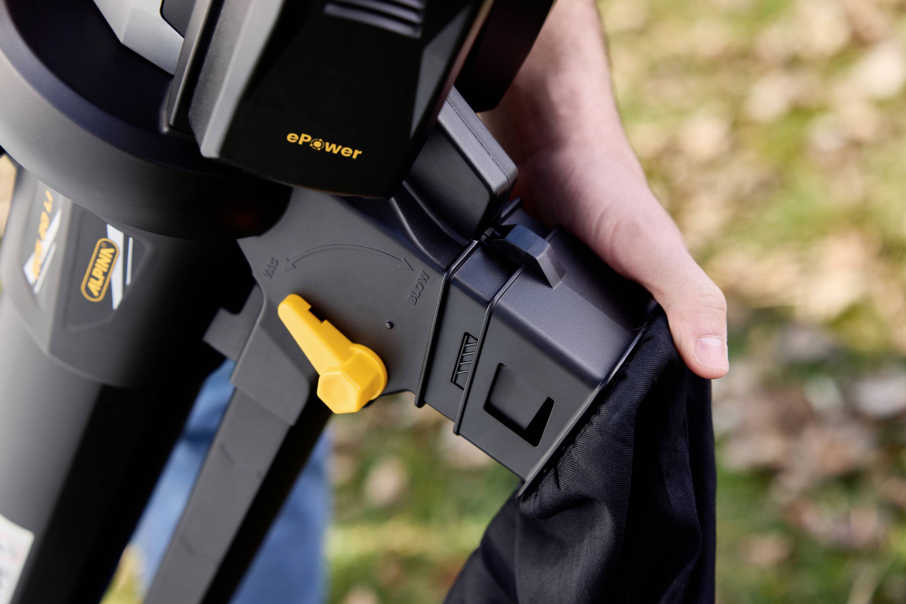 ALPINA Outdoor 271504194/A24 AV 20 Li Rechargeable battery Vacuum + spare battery 20 V